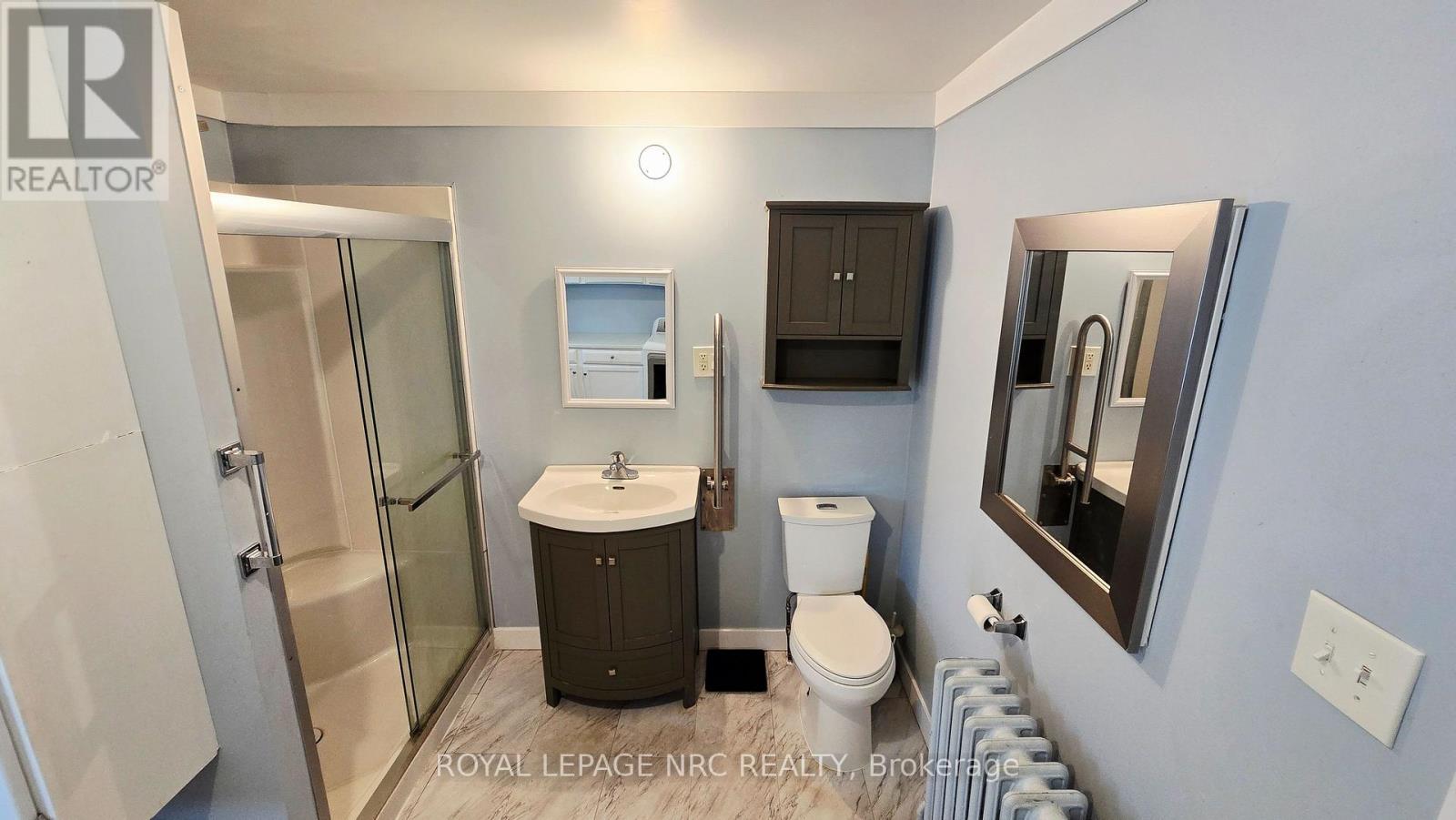 74 Delhi Street, Port Colborne, Ontario  L3K 3K8 - Photo 12 - X12422265
