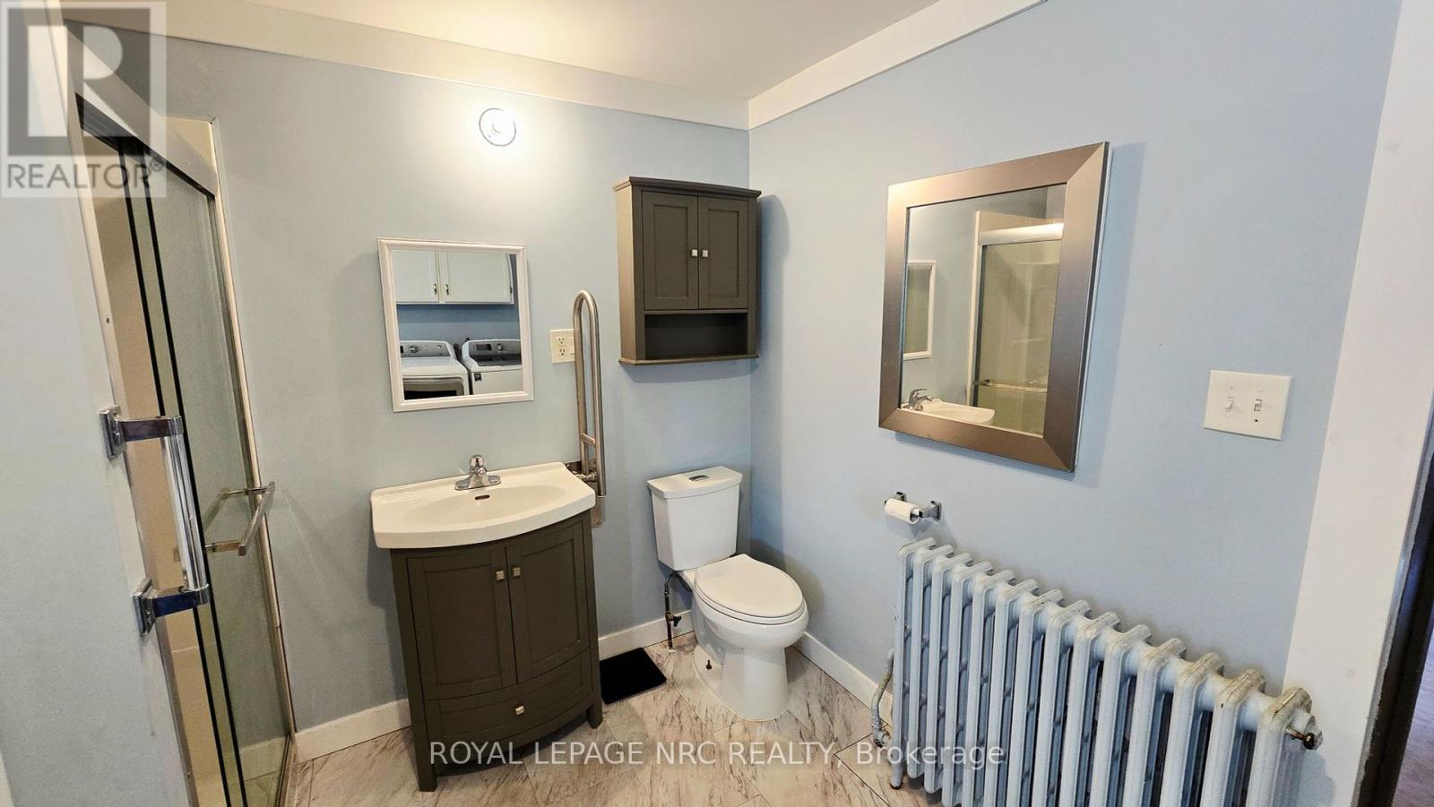74 Delhi Street, Port Colborne, Ontario  L3K 3K8 - Photo 13 - X12422265