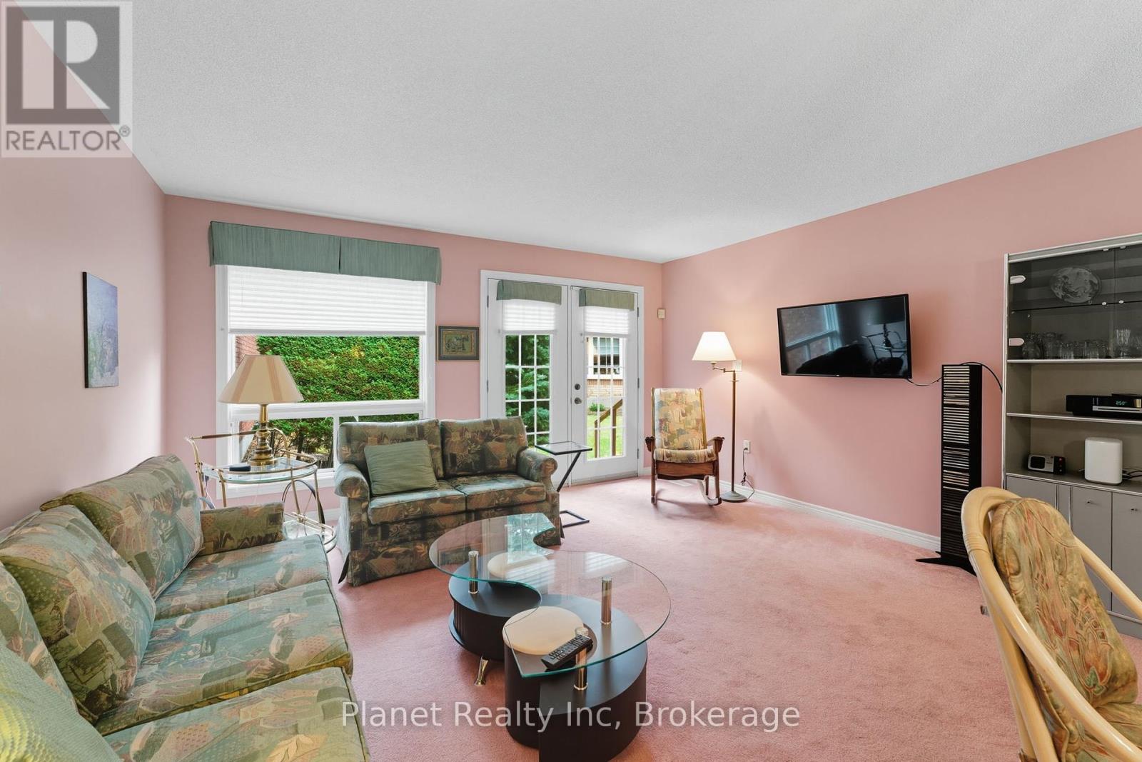 9 Village Green Drive, Guelph, Ontario  N1G 4X7 - Photo 12 - X12422241
