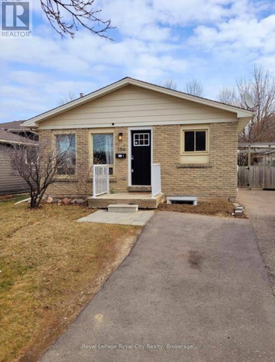 186 NATCHEZ ROAD, Kitchener, Ontario