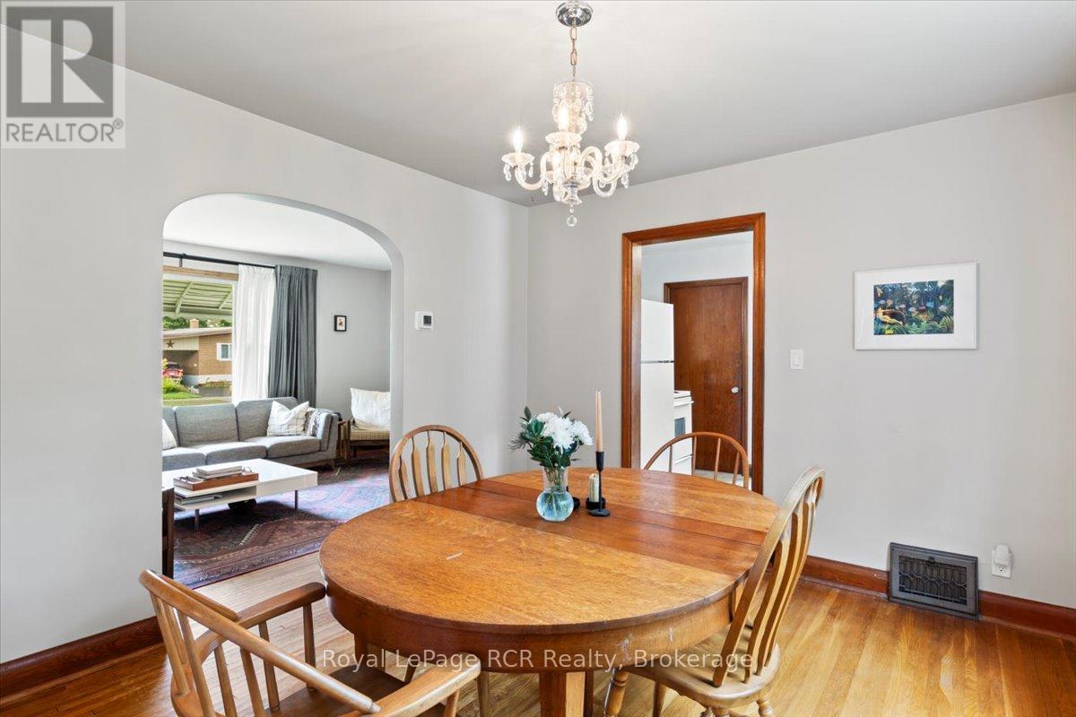 76 7th Street, Hanover, Ontario  N4N 1G4 - Photo 12 - X12422287