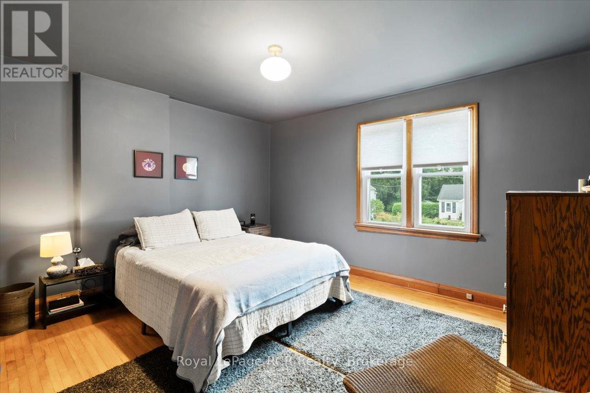 76 7th Street, Hanover, Ontario  N4N 1G4 - Photo 19 - X12422287
