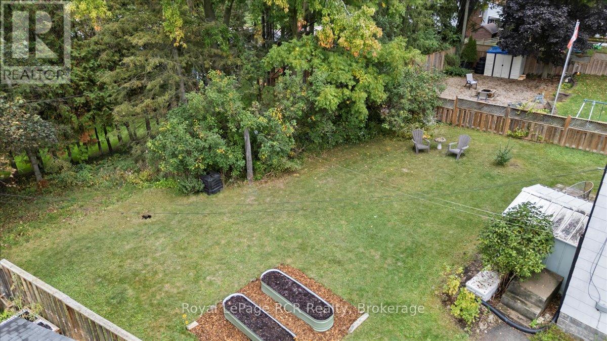 76 7th Street, Hanover, Ontario  N4N 1G4 - Photo 22 - X12422287