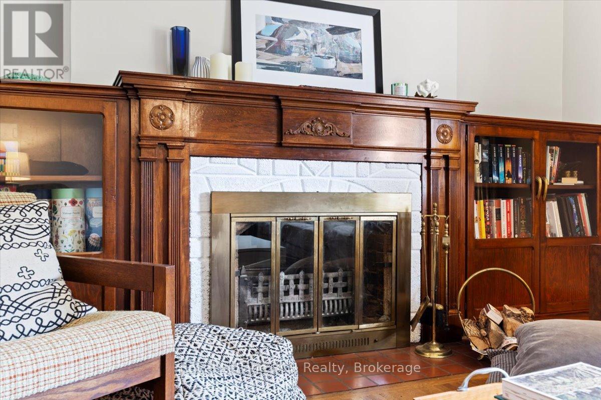 76 7th Street, Hanover, Ontario  N4N 1G4 - Photo 6 - X12422287