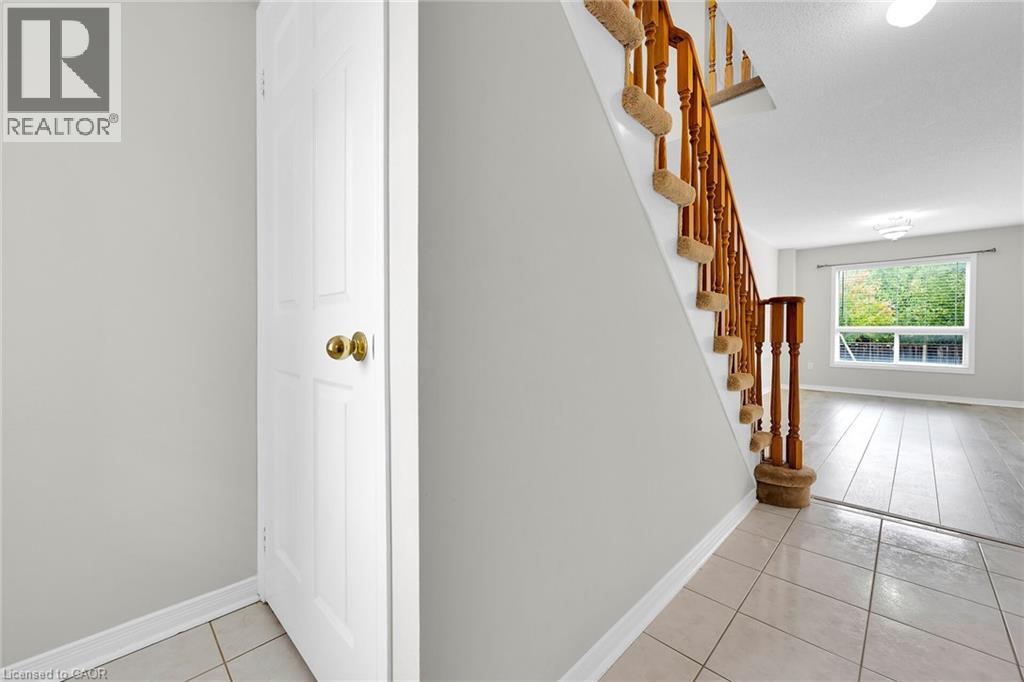 2494 Newcastle Crescent, Oakville, Ontario  L6M 4P3 - Photo 34 - 40772310