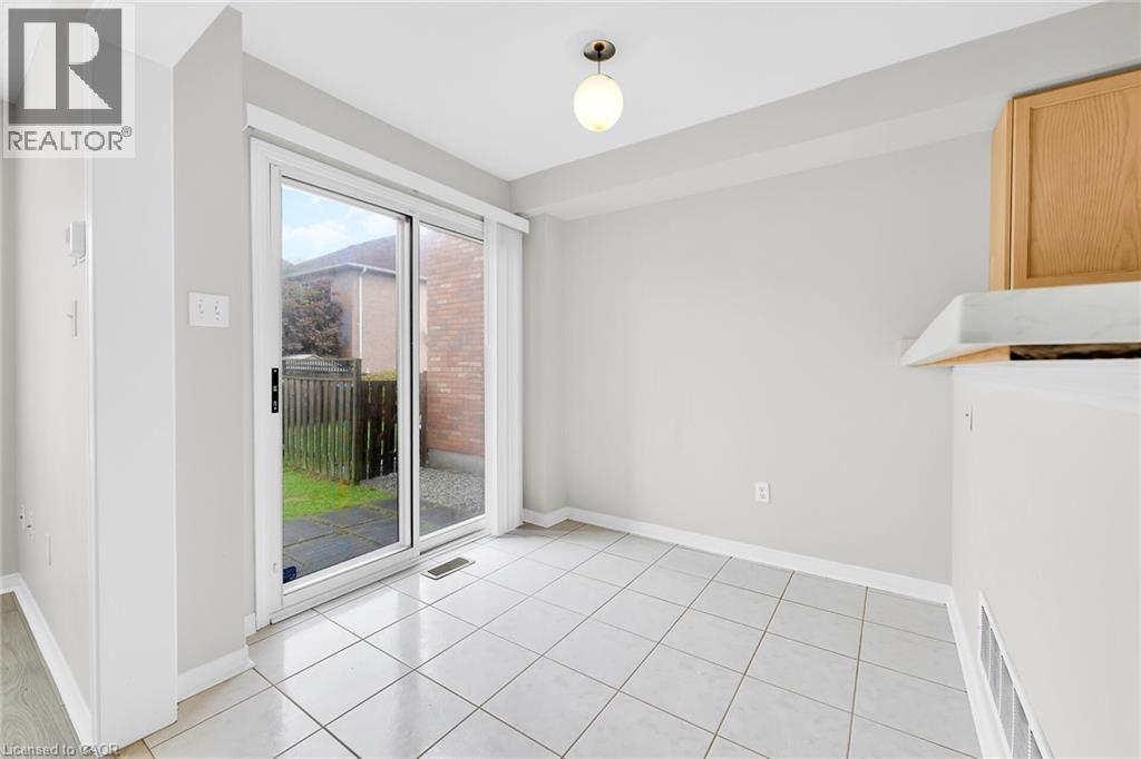 2494 Newcastle Crescent, Oakville, Ontario  L6M 4P3 - Photo 15 - 40772310
