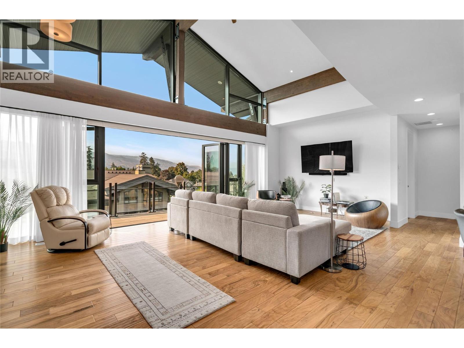 580 Sarsons Road Unit# 407, Kelowna, British Columbia