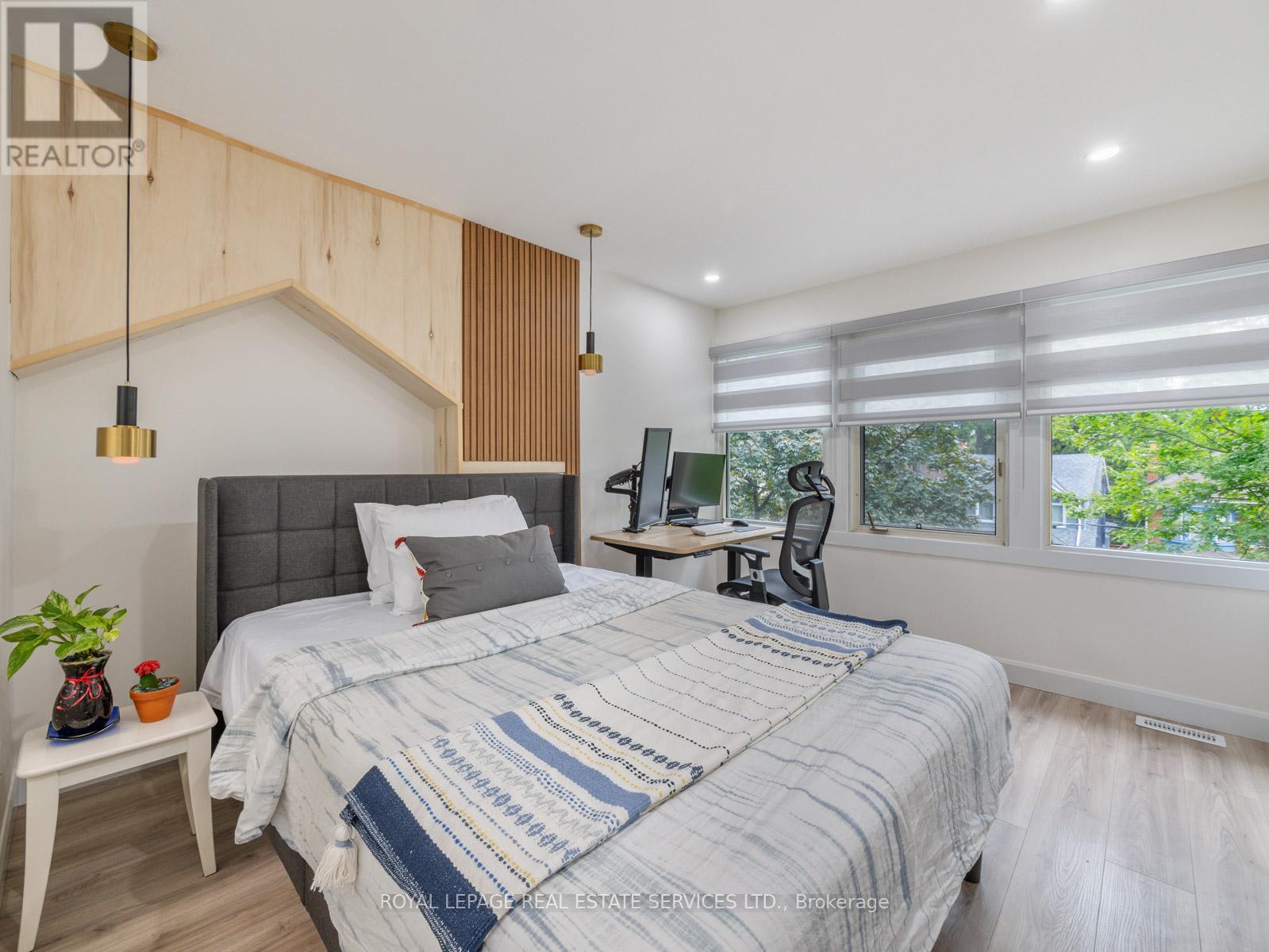 490 Windermere Avenue, Toronto (Runnymede-Bloor West Village), Ontario  M6S 3L6 - Photo 14 - W12422101