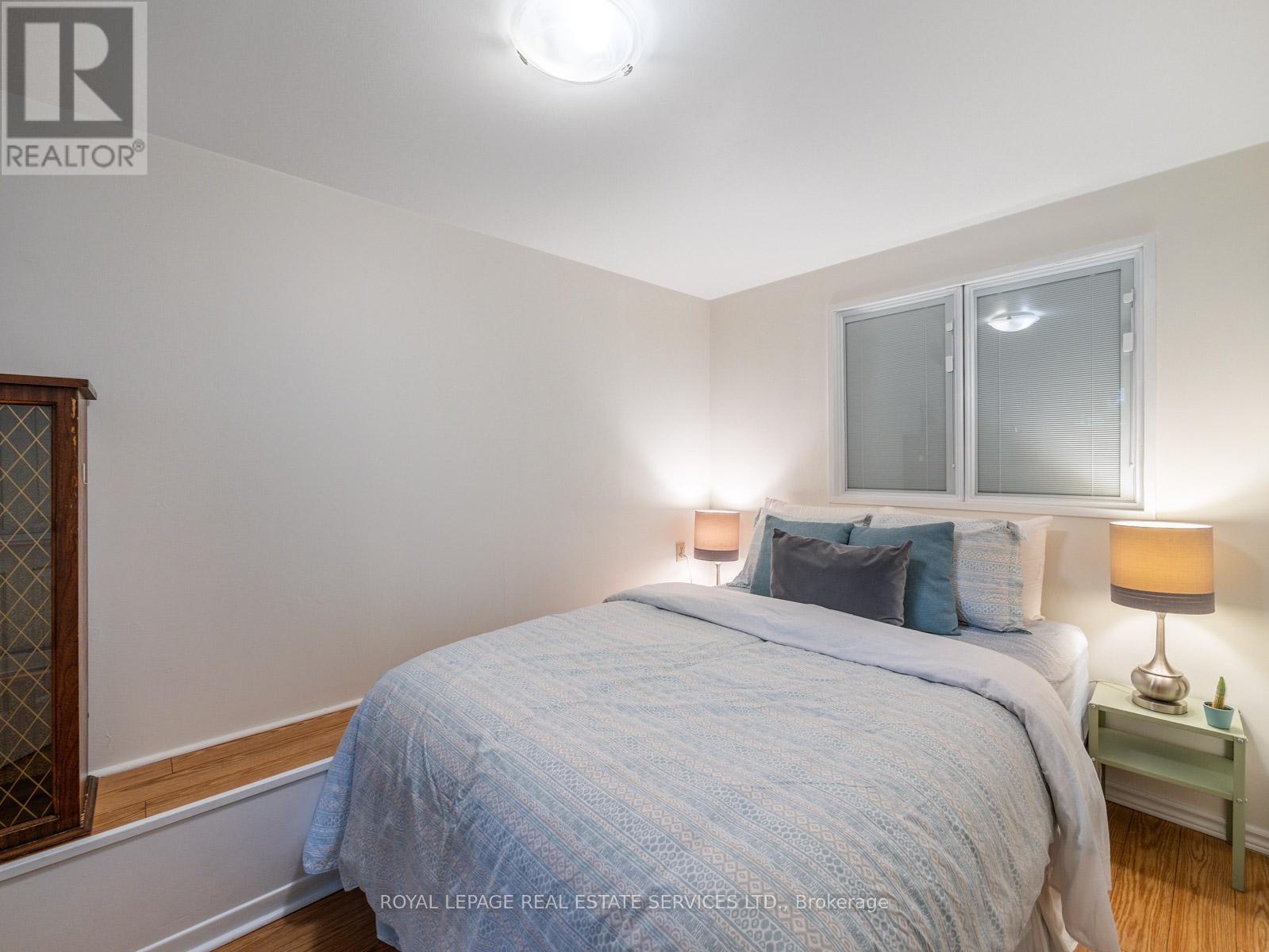 490 Windermere Avenue, Toronto (Runnymede-Bloor West Village), Ontario  M6S 3L6 - Photo 33 - W12422101