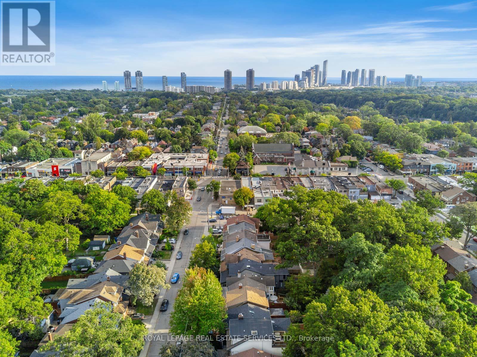 490 Windermere Avenue, Toronto (Runnymede-Bloor West Village), Ontario  M6S 3L6 - Photo 40 - W12422101