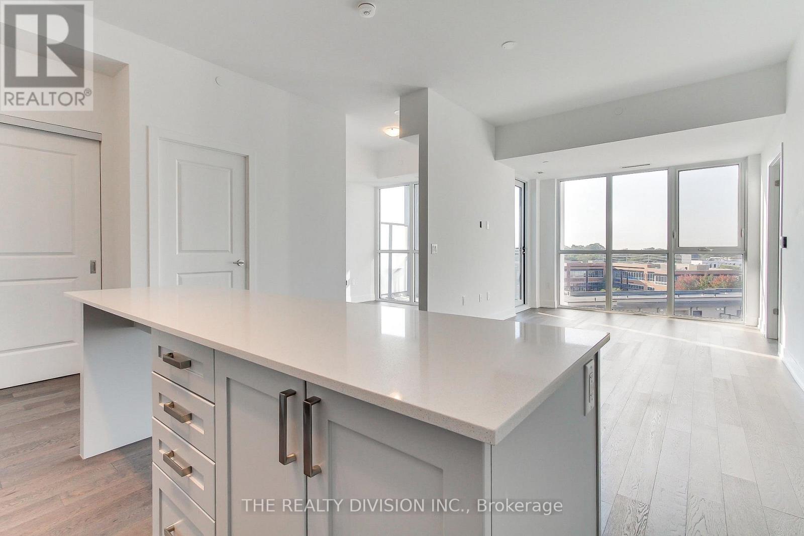 611 - 1063 Douglas Mccurdy Common, Mississauga, Ontario  L5G 4B1 - Photo 11 - W12422136