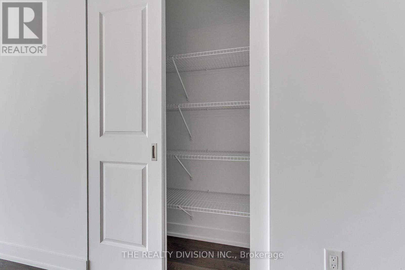 611 - 1063 Douglas Mccurdy Common, Mississauga, Ontario  L5G 4B1 - Photo 14 - W12422136