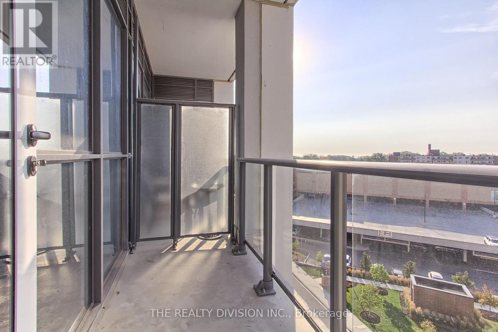611 - 1063 Douglas Mccurdy Common, Mississauga, Ontario  L5G 4B1 - Photo 31 - W12422136