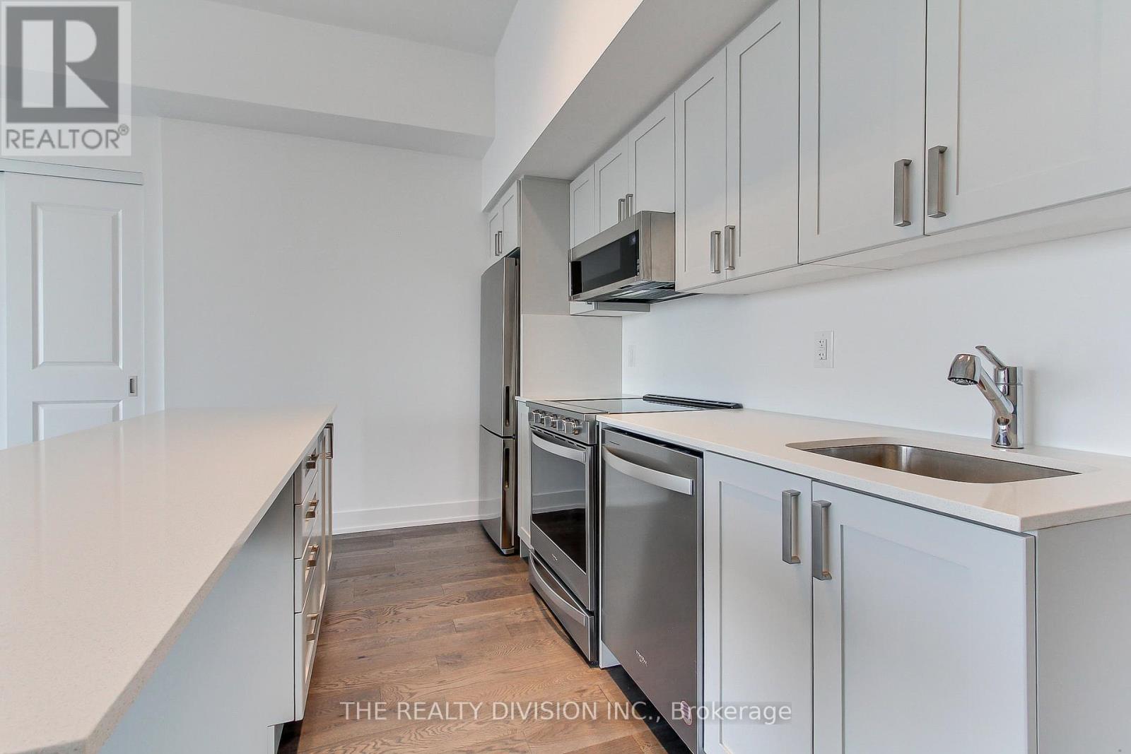 611 - 1063 Douglas Mccurdy Common, Mississauga, Ontario  L5G 4B1 - Photo 8 - W12422136