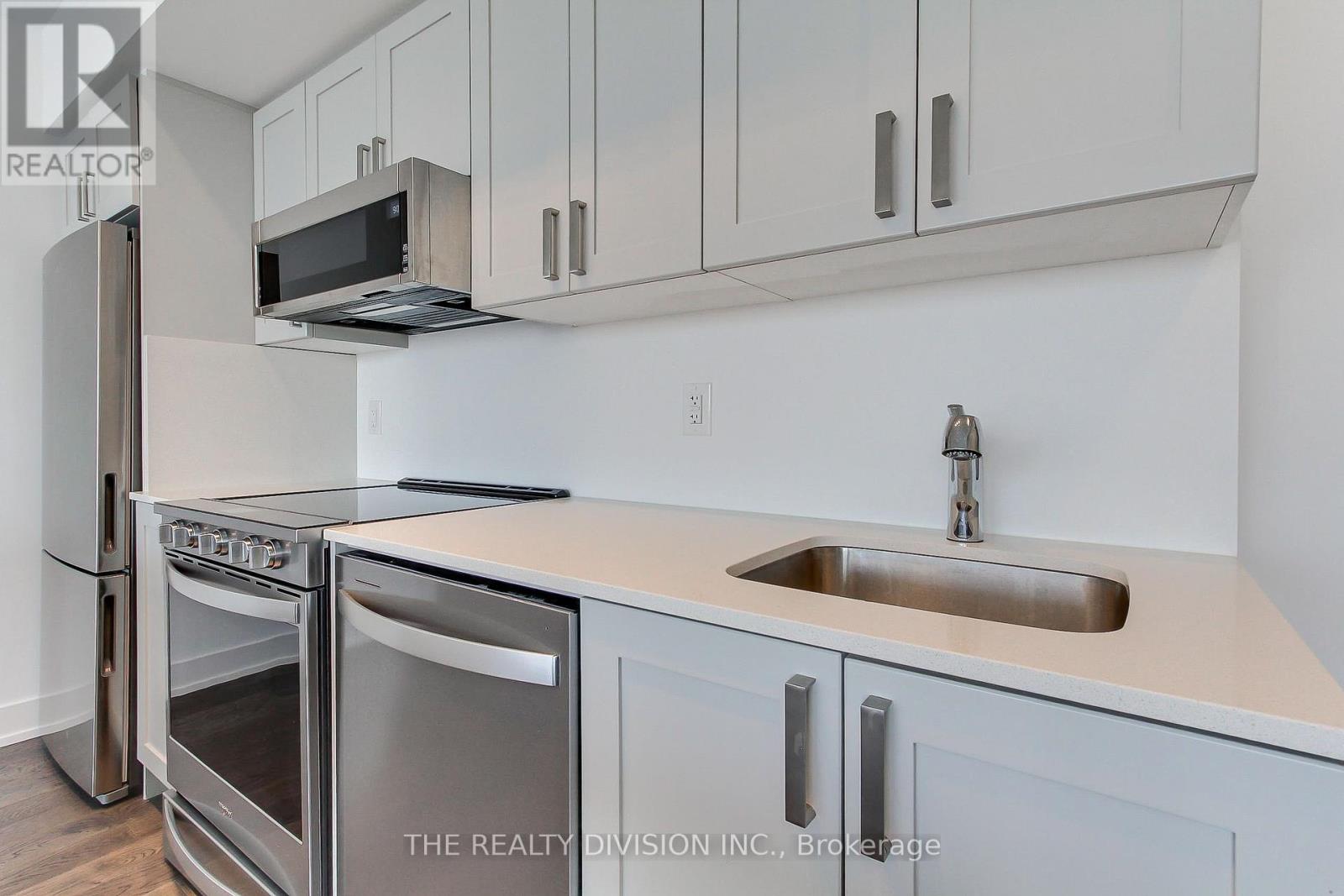 611 - 1063 Douglas Mccurdy Common, Mississauga, Ontario  L5G 4B1 - Photo 9 - W12422136