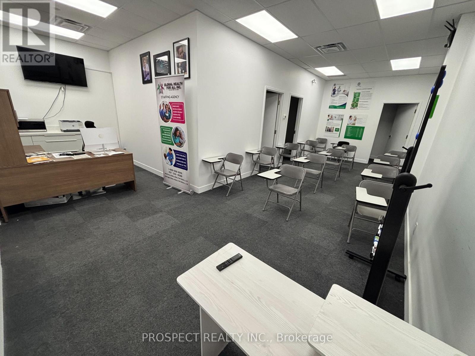 44f - 4000 Steeles Avenue W, Vaughan (Steeles West Industrial), Ontario  L4L 4V9 - Photo 2 - W12422141
