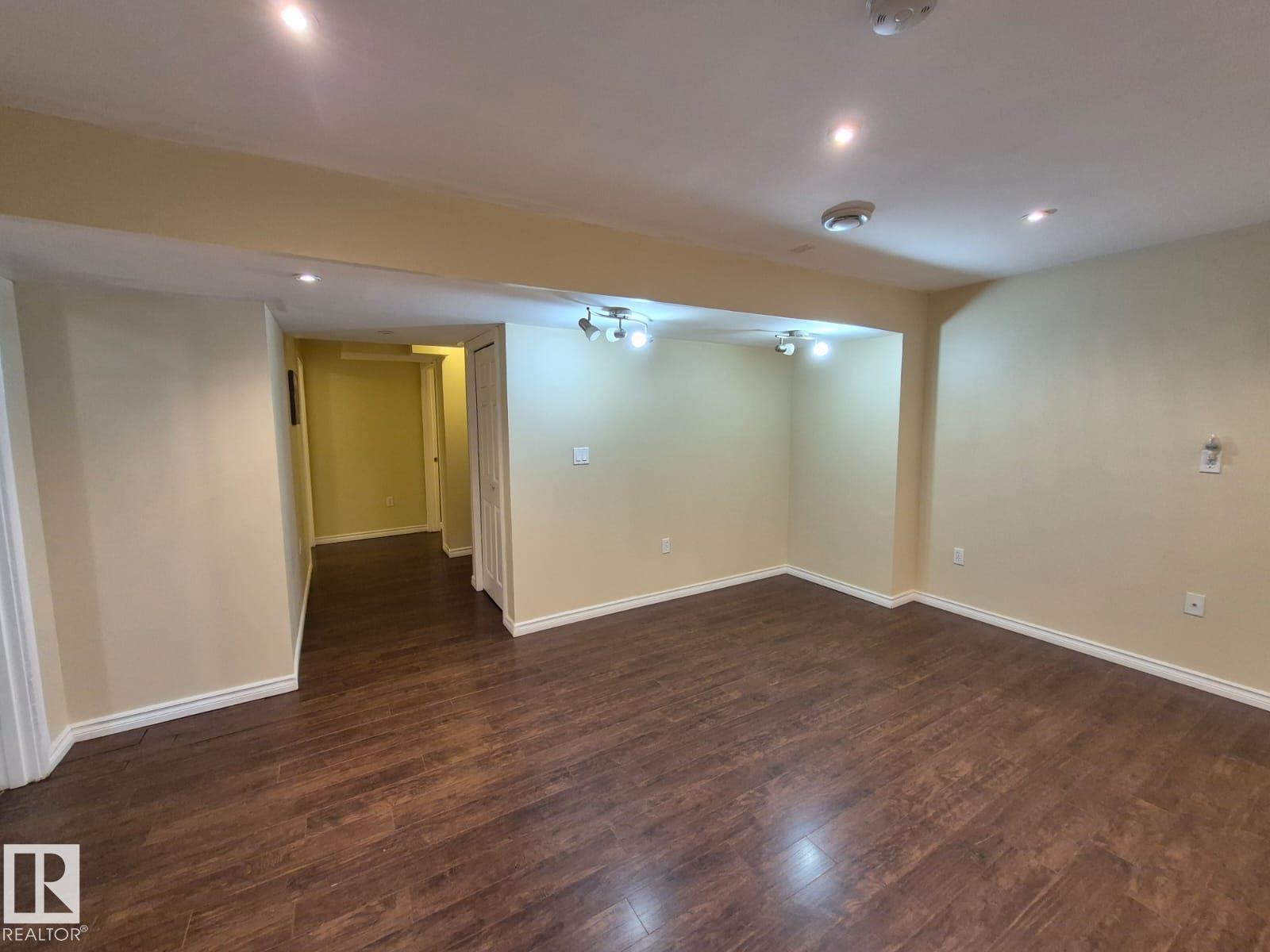 8361 Shaske Cr Nw, Edmonton, Alberta  T6R 0B4 - Photo 30 - E4459095
