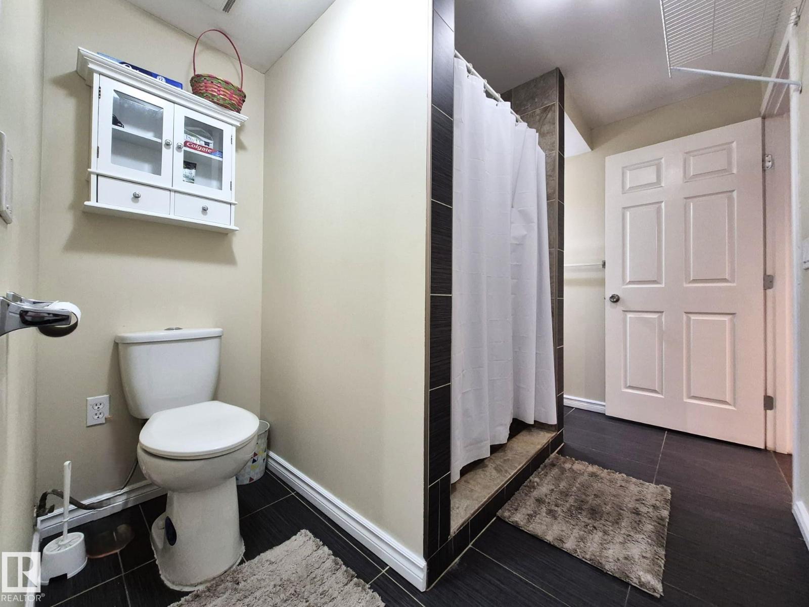 8361 Shaske Cr Nw, Edmonton, Alberta  T6R 0B4 - Photo 47 - E4459095