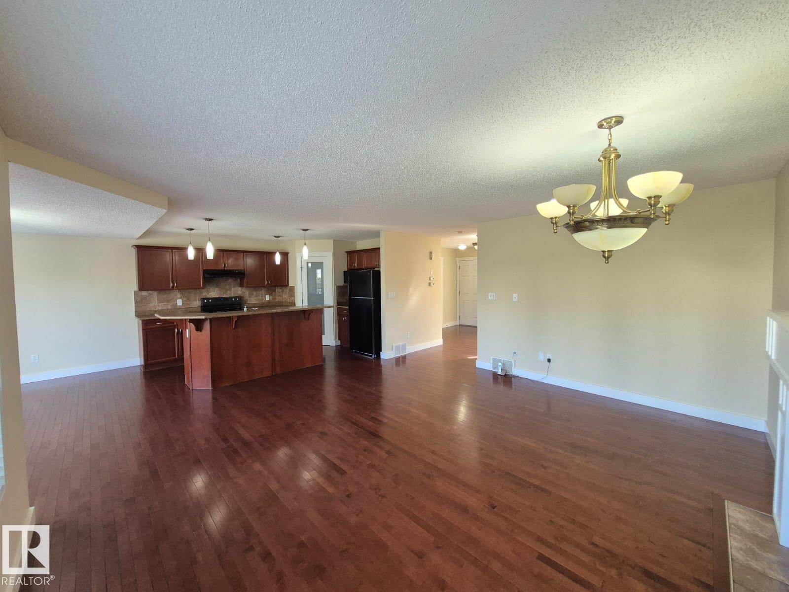 8361 Shaske Cr Nw, Edmonton, Alberta  T6R 0B4 - Photo 8 - E4459095