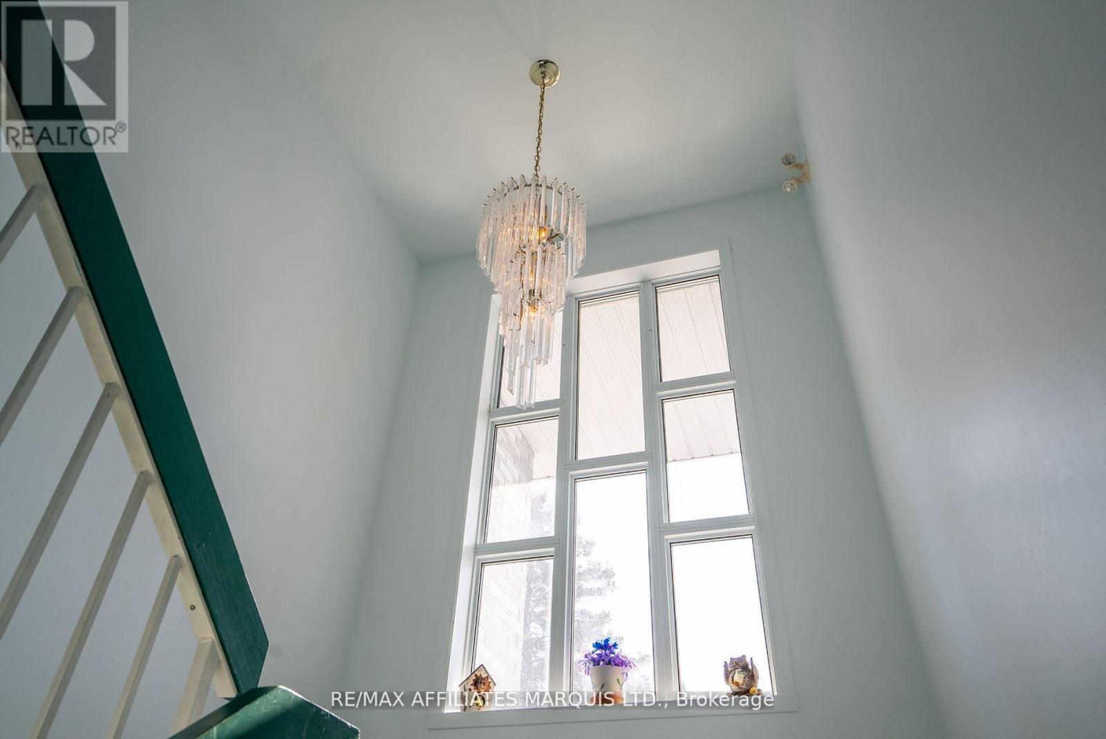 35 Lochiel Street E, North Glengarry, Ontario  K0C 1A0 - Photo 4 - X12422217