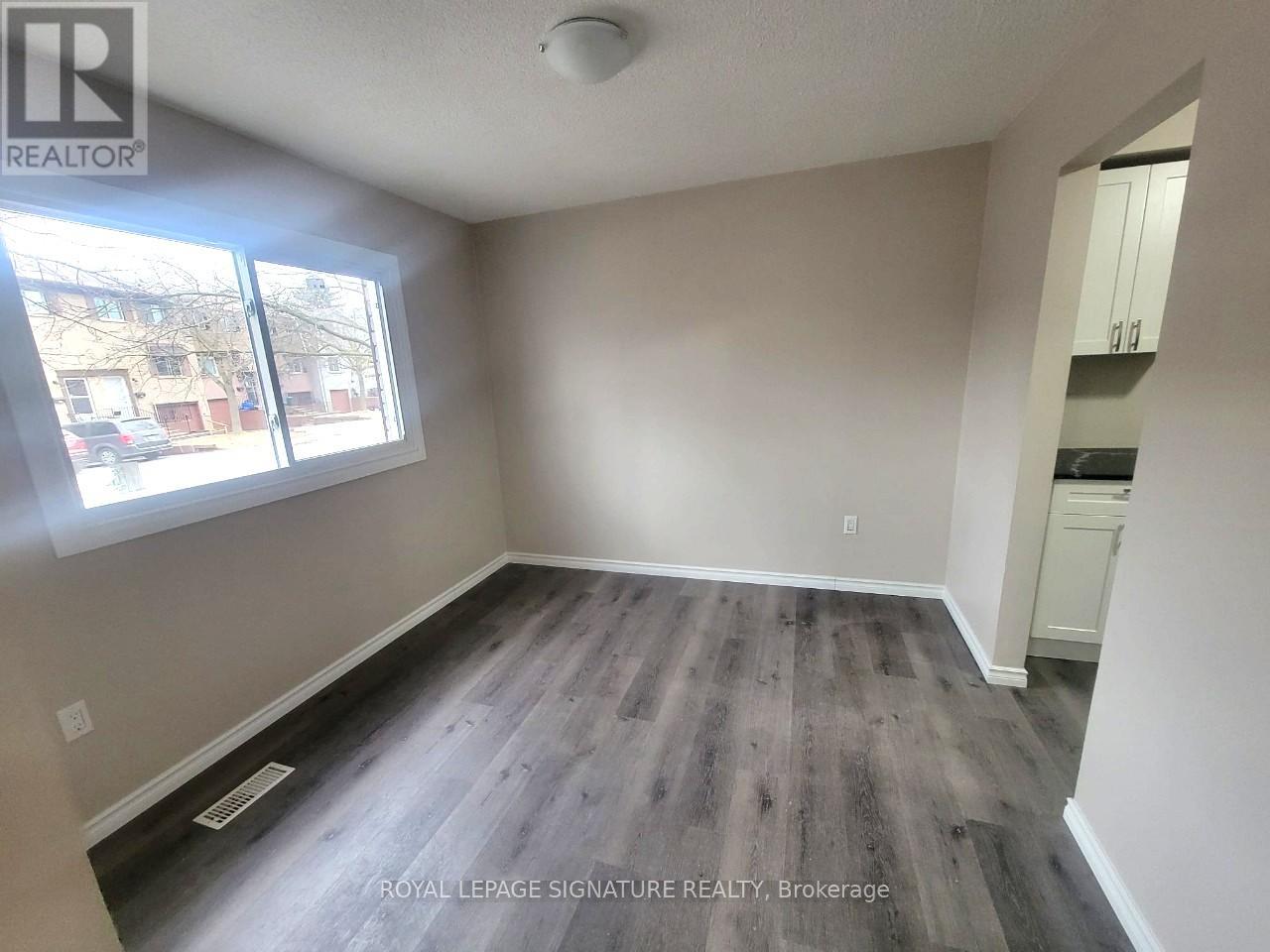 174 - 195 Denistoun Street, Welland, Ontario  L3C 5G2 - Photo 5 - X12422113