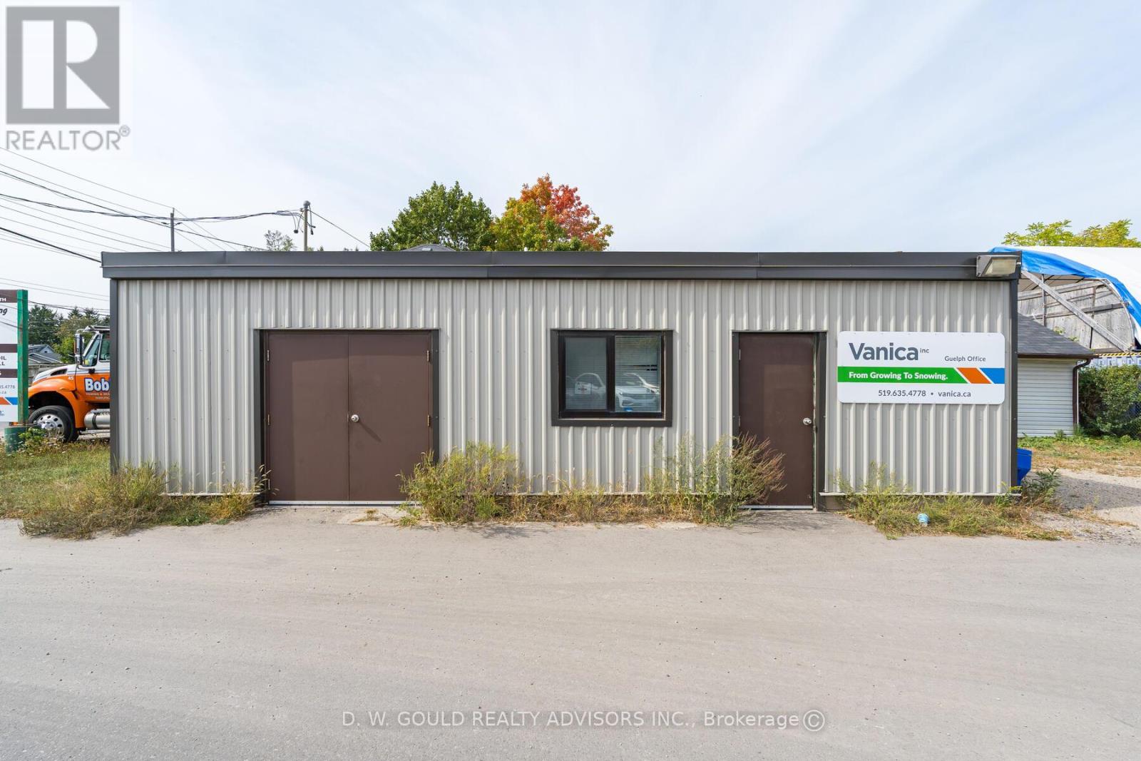 150 Victoria Road S, Guelph (Grange Road), Ontario  N1E 5P6 - Photo 13 - X12422120