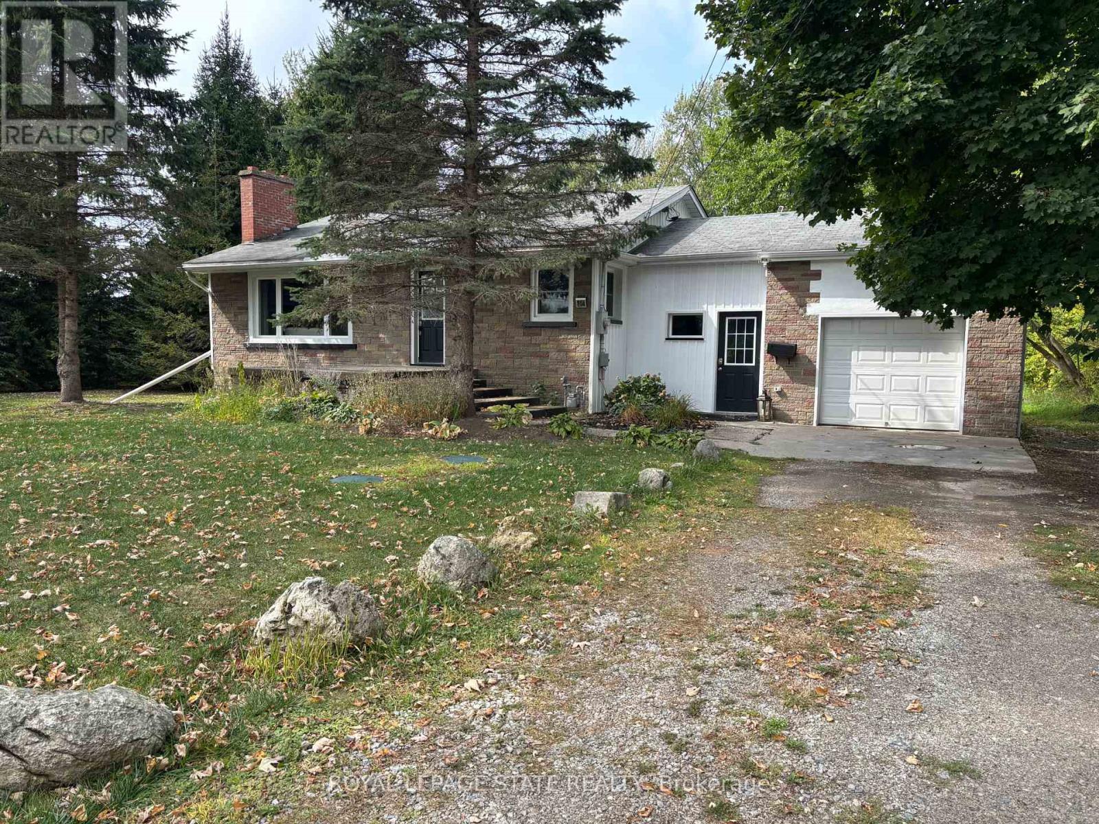 104 Diltz Road, Haldimand, Ontario  N1A 2V5 - Photo 2 - X12422134