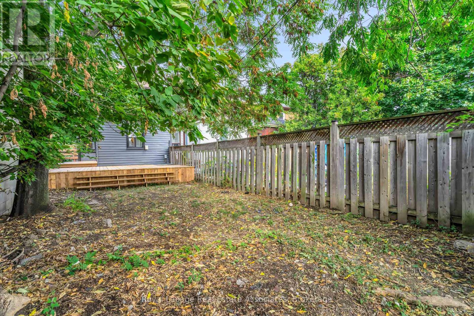 10 Gordon Street, Hamilton, Ontario  L8L 3H2 - Photo 32 - X12422153