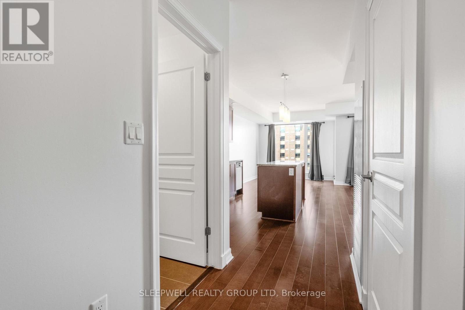1212 - 238 Besserer Street, Ottawa, Ontario  K1N 6B1 - Photo 11 - X12370802