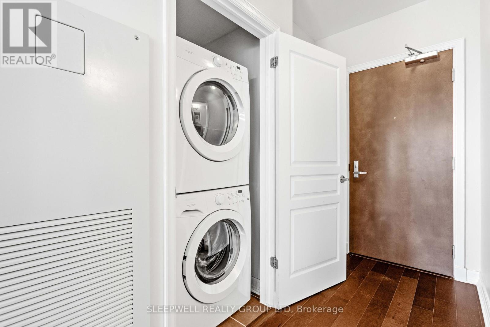 1212 - 238 Besserer Street, Ottawa, Ontario  K1N 6B1 - Photo 12 - X12370802
