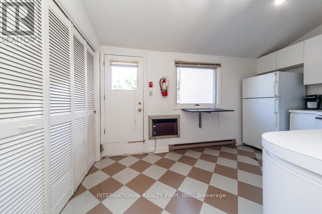 19 Alvin Avenue, Toronto, Ontario  M4T 2A7 - Photo 15 - C12422199