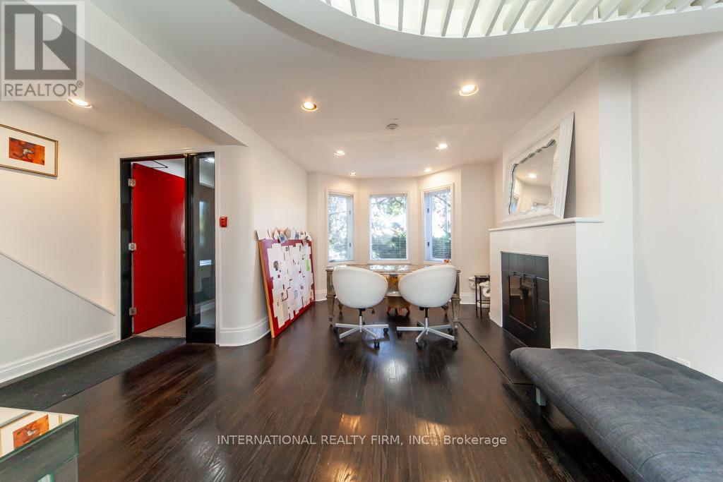 19 Alvin Avenue, Toronto, Ontario  M4T 2A7 - Photo 9 - C12422199