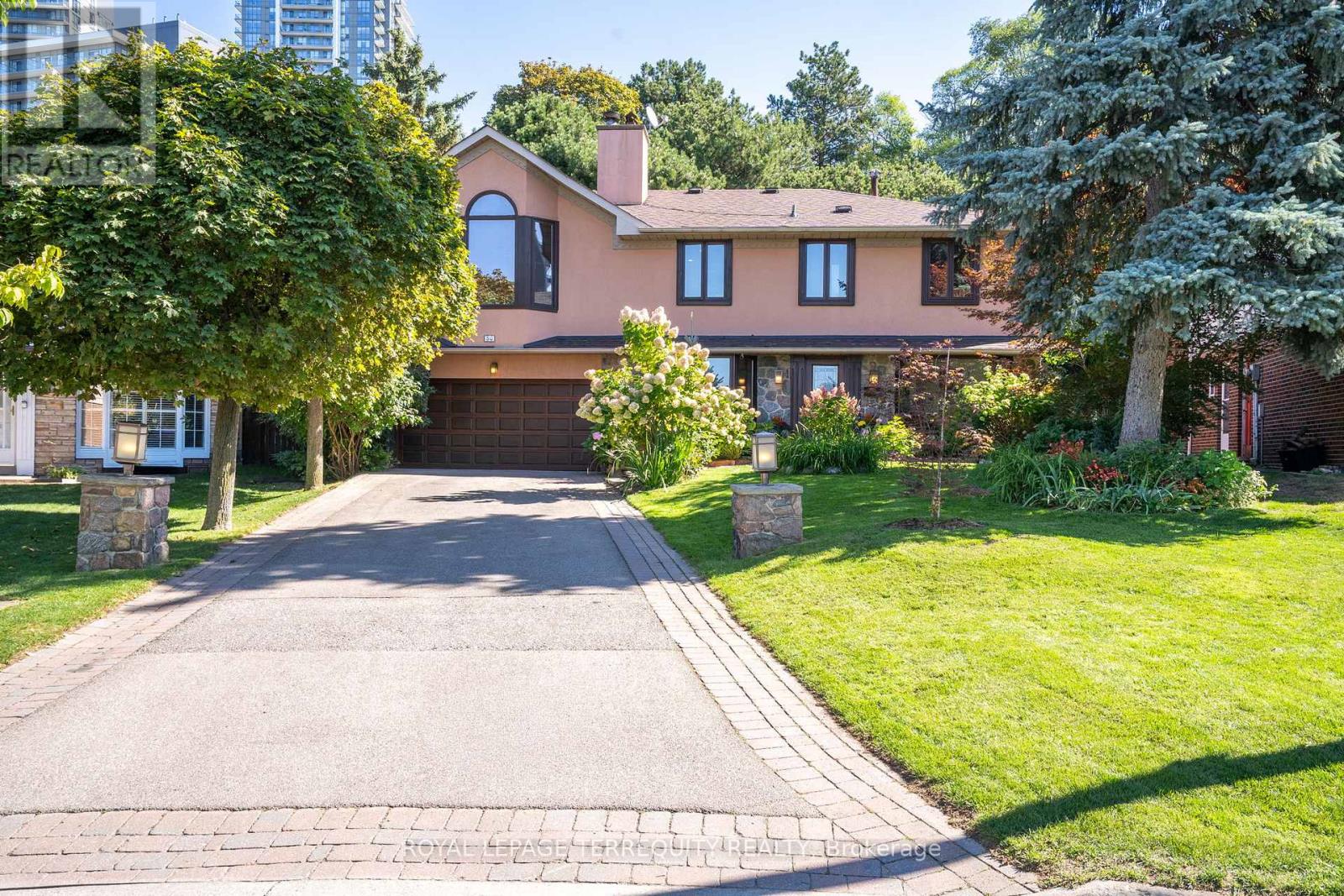 50 SKYVIEW CRESCENT, Toronto, Ontario