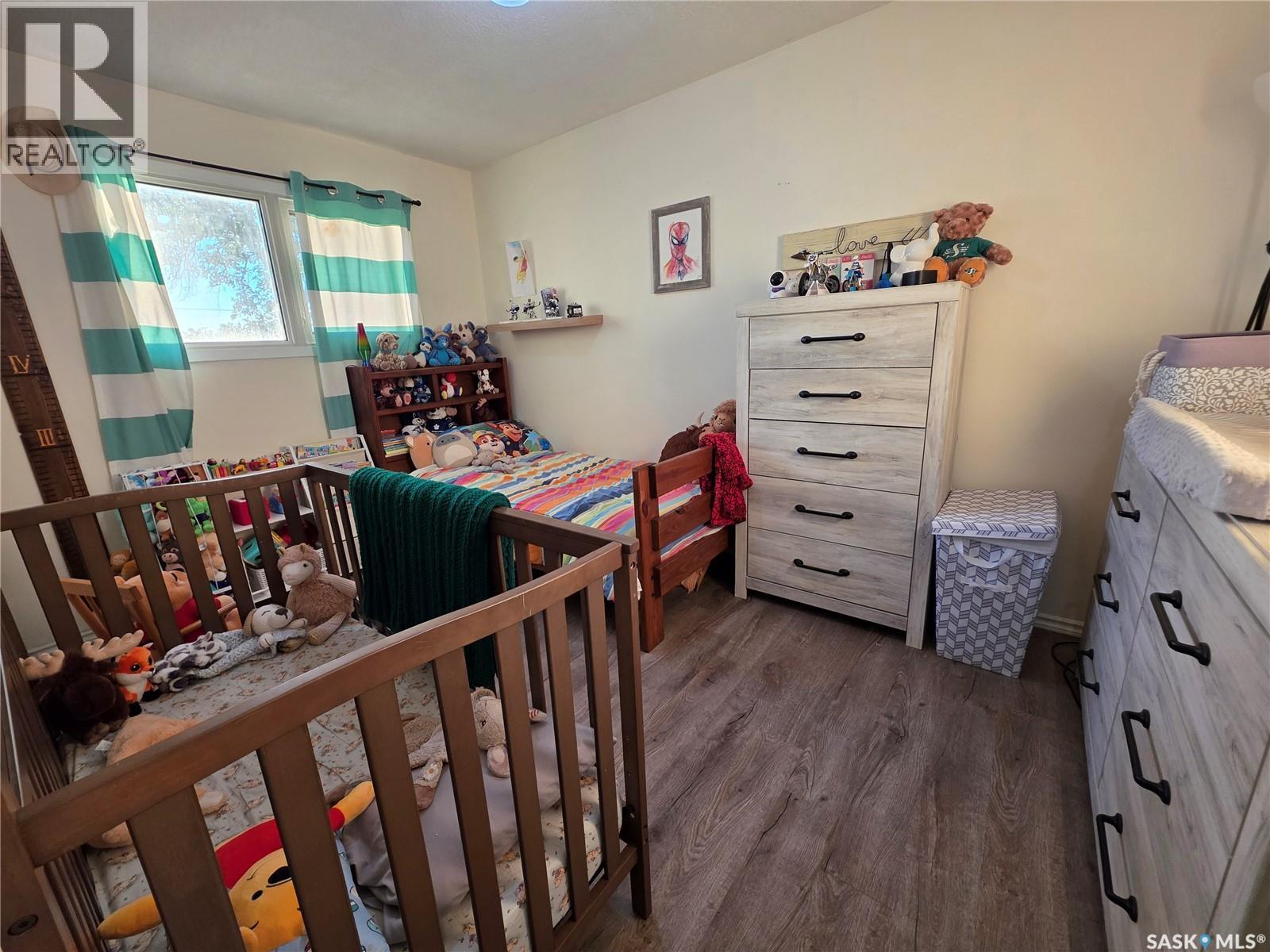 142 1st Avenue Sw, Swift Current, Saskatchewan  S9H 3H2 - Photo 11 - SK019118