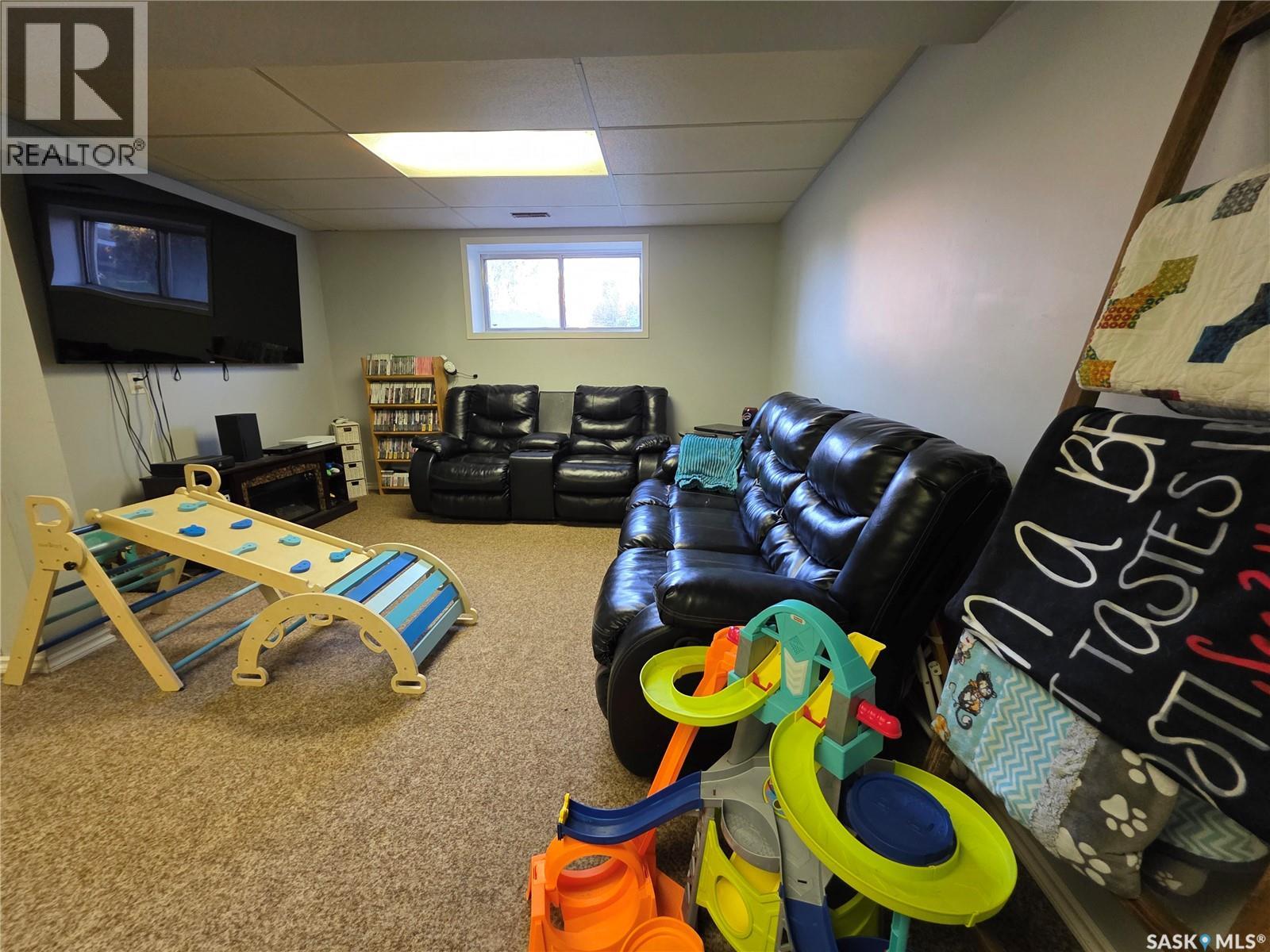 142 1st Avenue Sw, Swift Current, Saskatchewan  S9H 3H2 - Photo 16 - SK019118