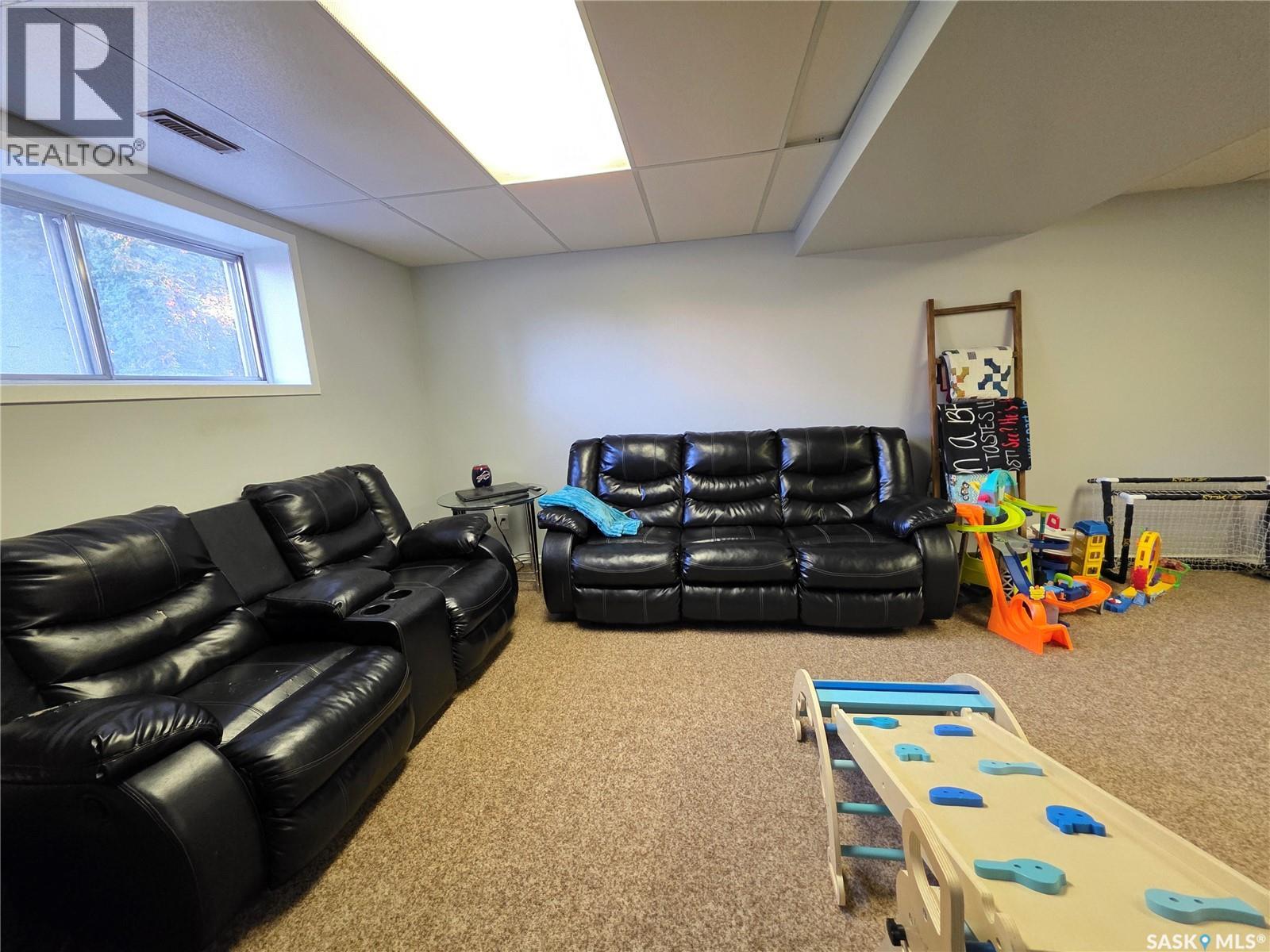 142 1st Avenue Sw, Swift Current, Saskatchewan  S9H 3H2 - Photo 17 - SK019118
