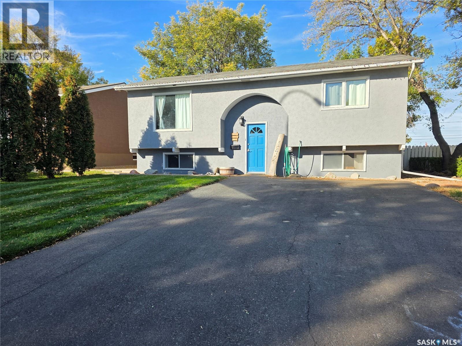 142 1st Avenue Sw, Swift Current, Saskatchewan  S9H 3H2 - Photo 24 - SK019118