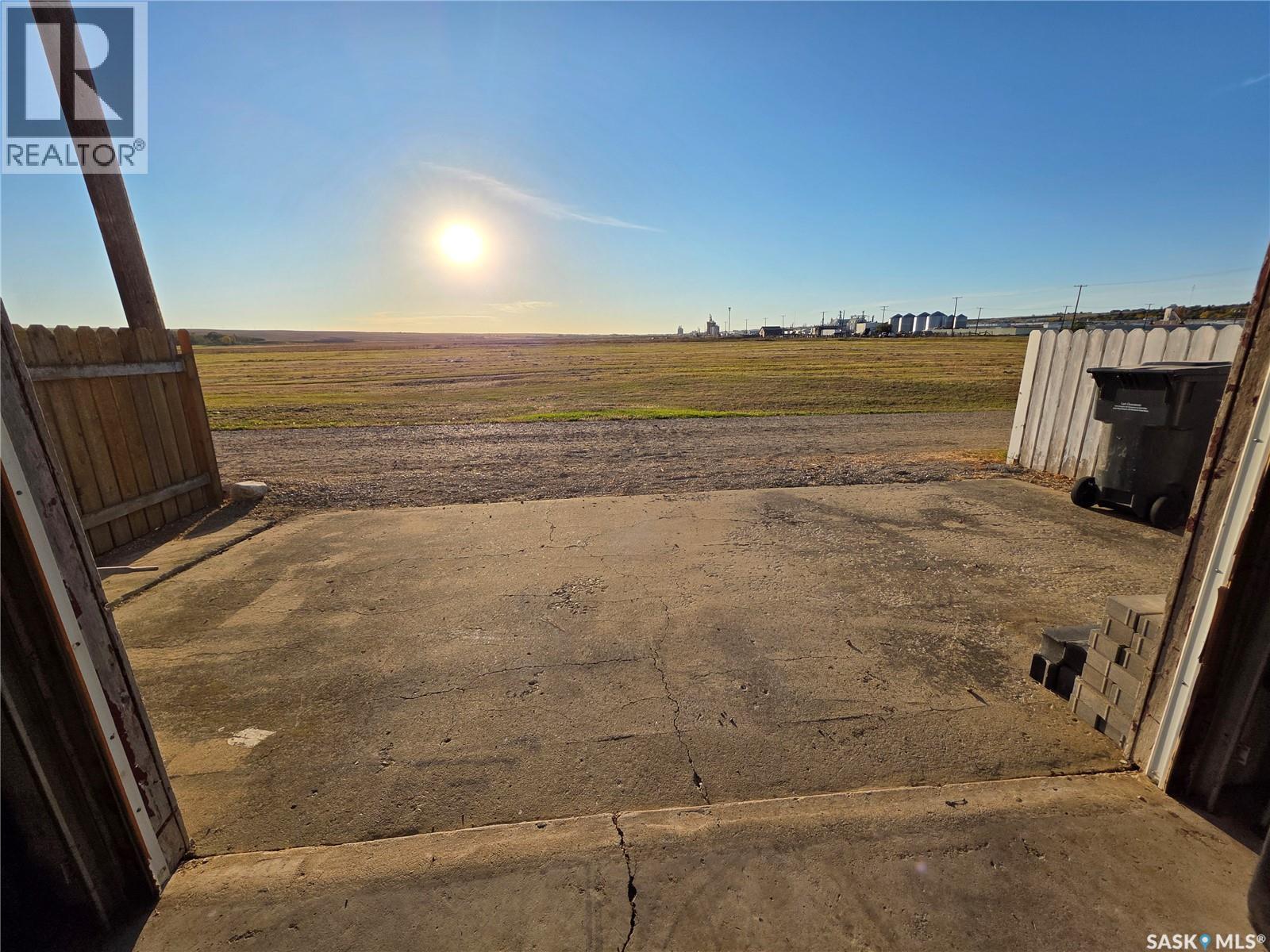 142 1st Avenue Sw, Swift Current, Saskatchewan  S9H 3H2 - Photo 34 - SK019118