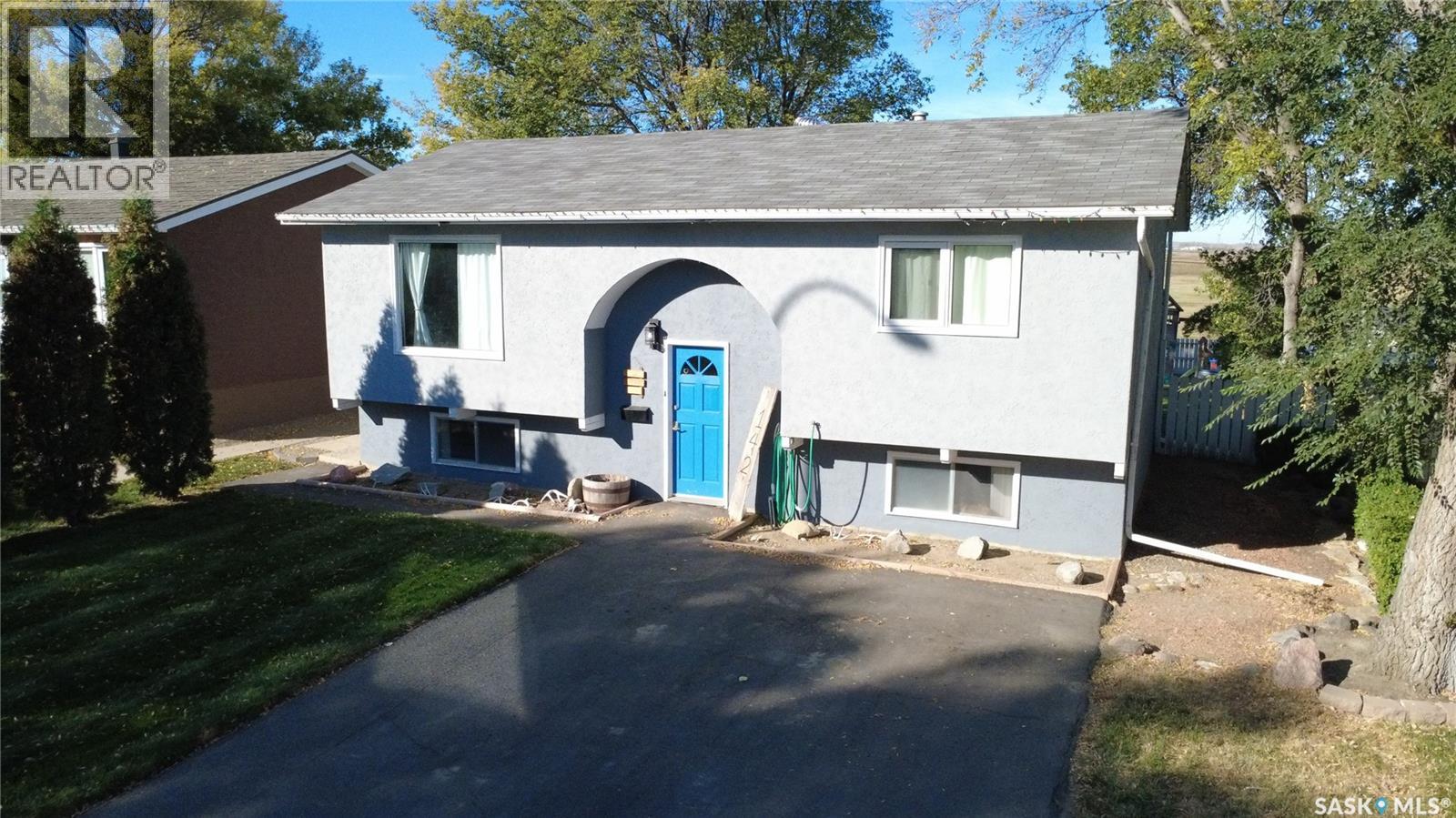 142 1st Avenue Sw, Swift Current, Saskatchewan  S9H 3H2 - Photo 36 - SK019118