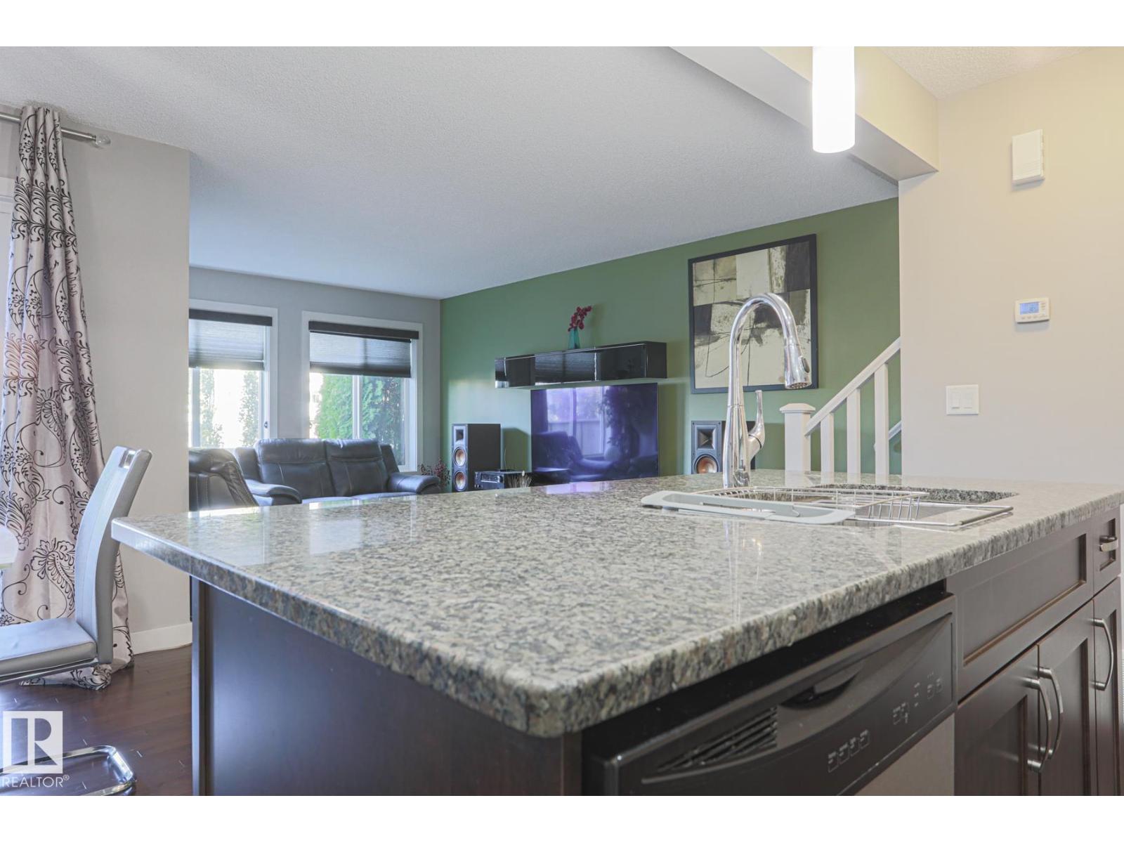 1735 Hammond Cr Nw Nw, Edmonton, Alberta  T6M 0K4 - Photo 5 - E4459096