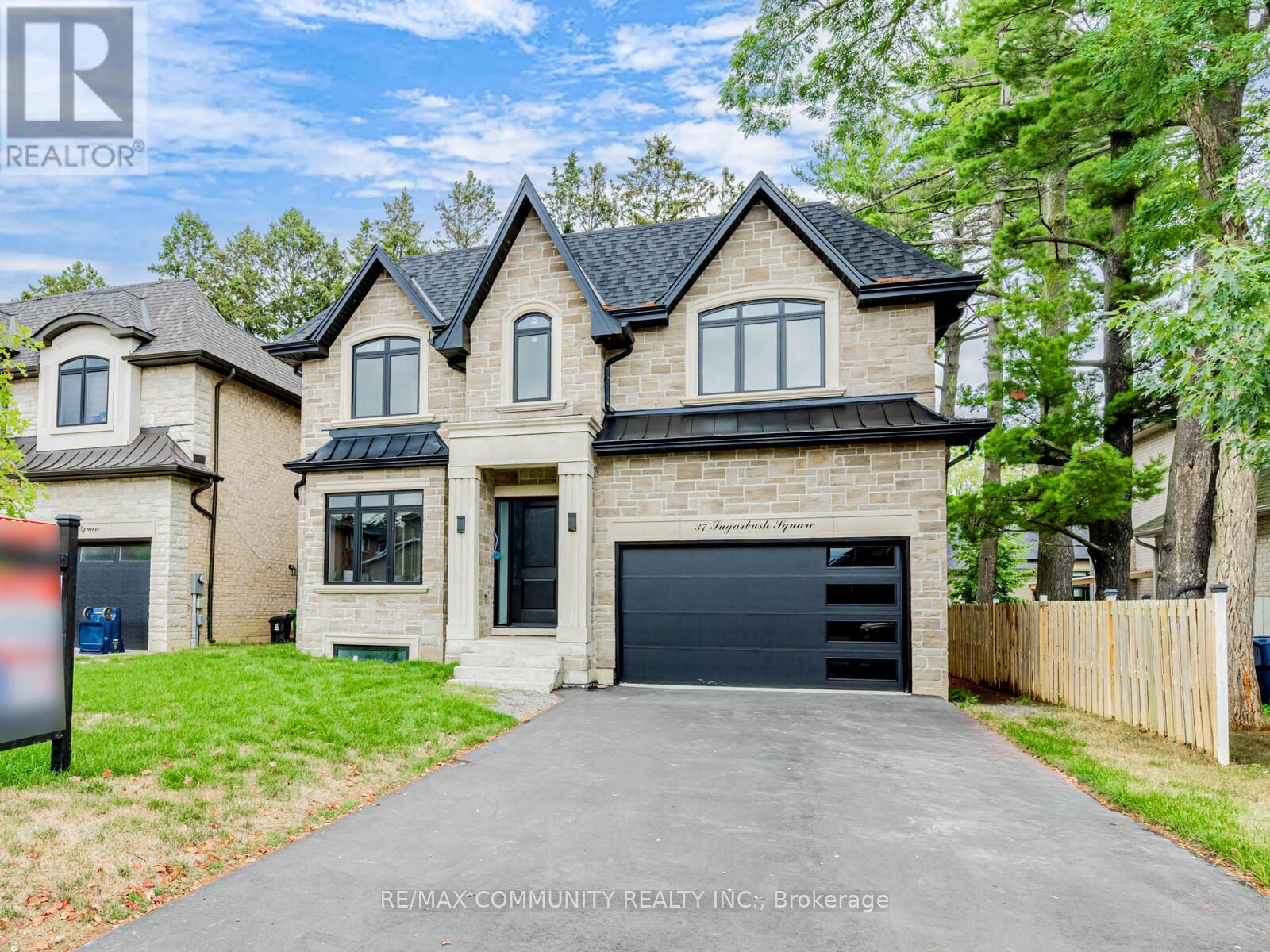 37 Sugarbush Square, Toronto, Ontario  M1C 3M6 - Photo 2 - E12422216