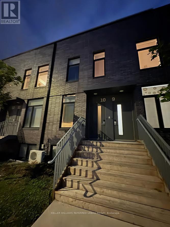 10-2 - 1720 Simcoe Street N, Oshawa, Ontario  L1G 4X9 - Photo 2 - E12422248