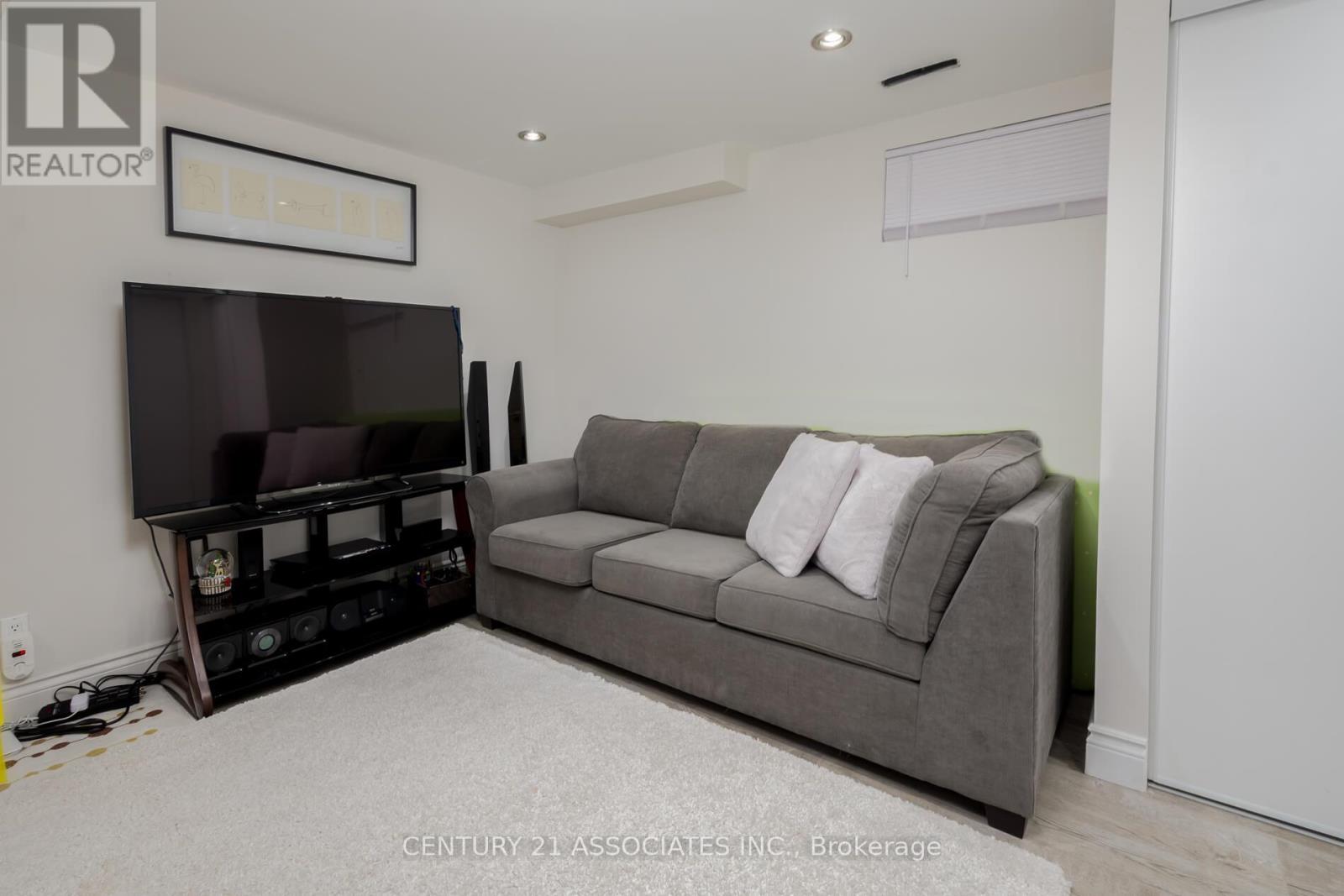 3158 Harris Crescent, Mississauga, Ontario  L5N 4Y5 - Photo 27 - W12421932