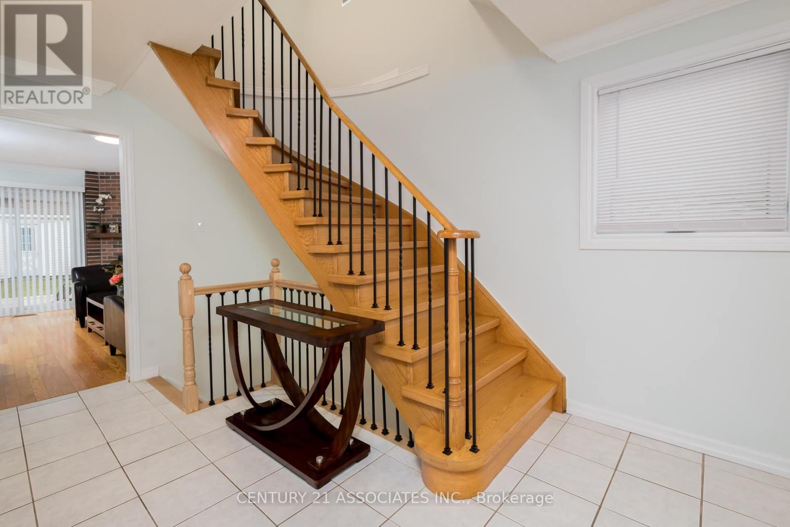3158 Harris Crescent, Mississauga, Ontario  L5N 4Y5 - Photo 6 - W12421932