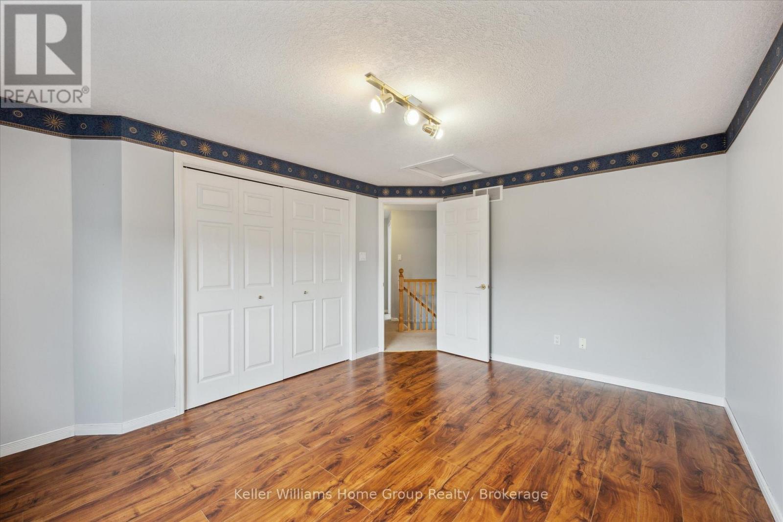 60 Camm Crescent, Guelph, Ontario  N1L 1K2 - Photo 23 - X12212827