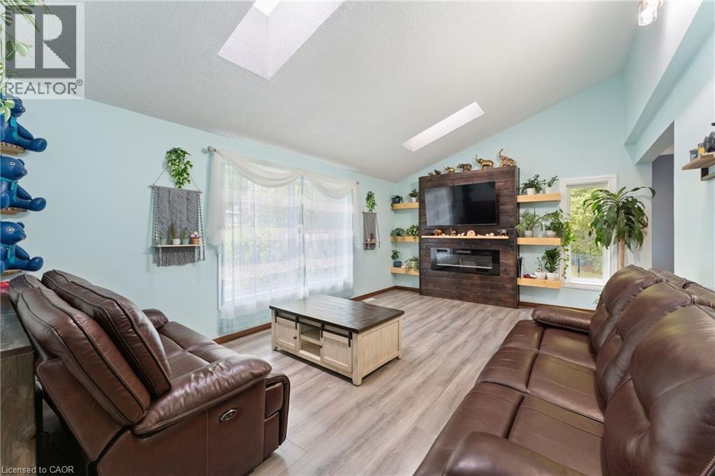 425 Greenhill Avenue, Hamilton, Ontario  L8K 6P5 - Photo 6 - 40772949