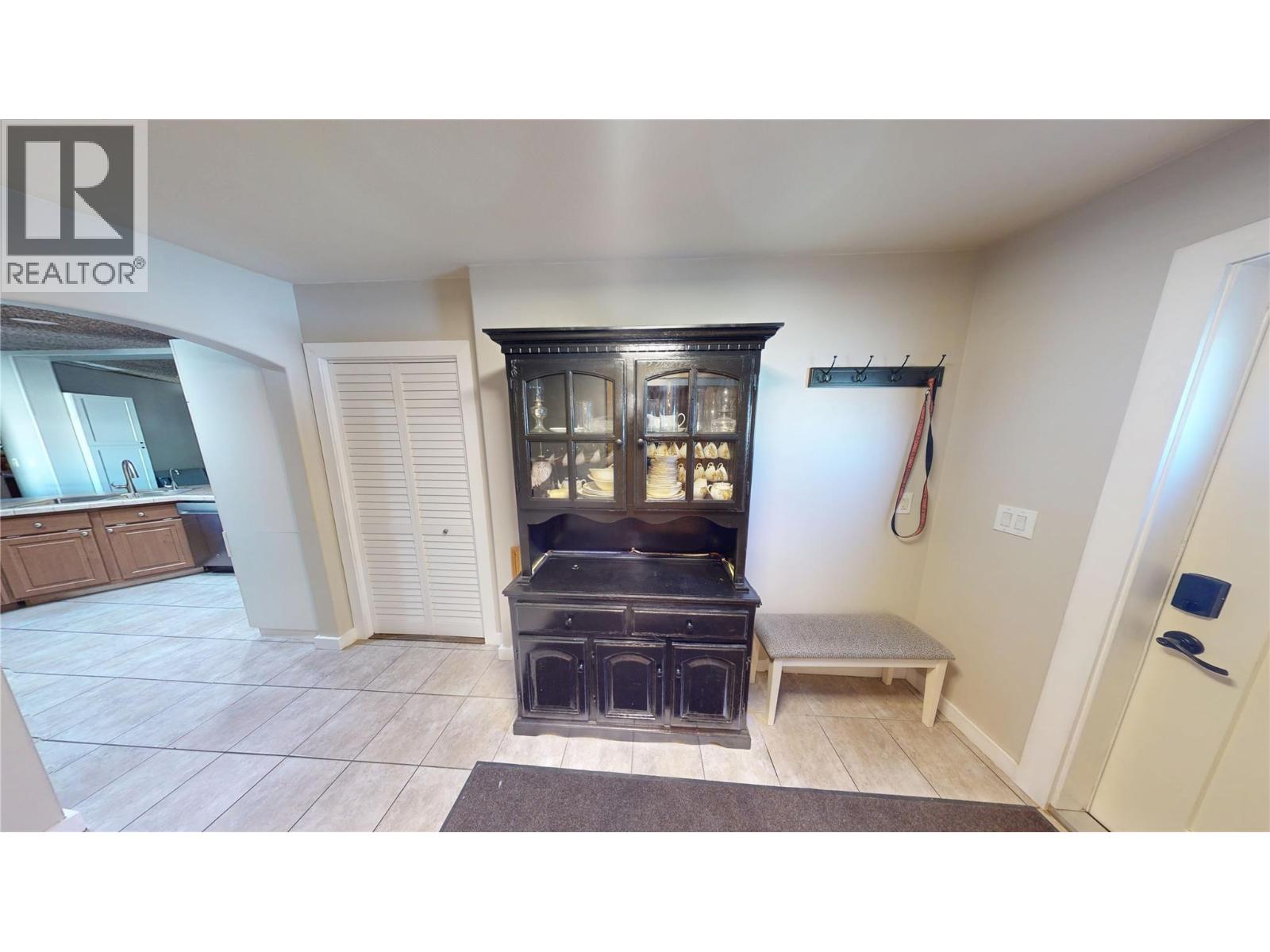 500 17th Avenue N Unit# 10, Cranbrook, British Columbia  V1C 3X4 - Photo 6 - 10363839