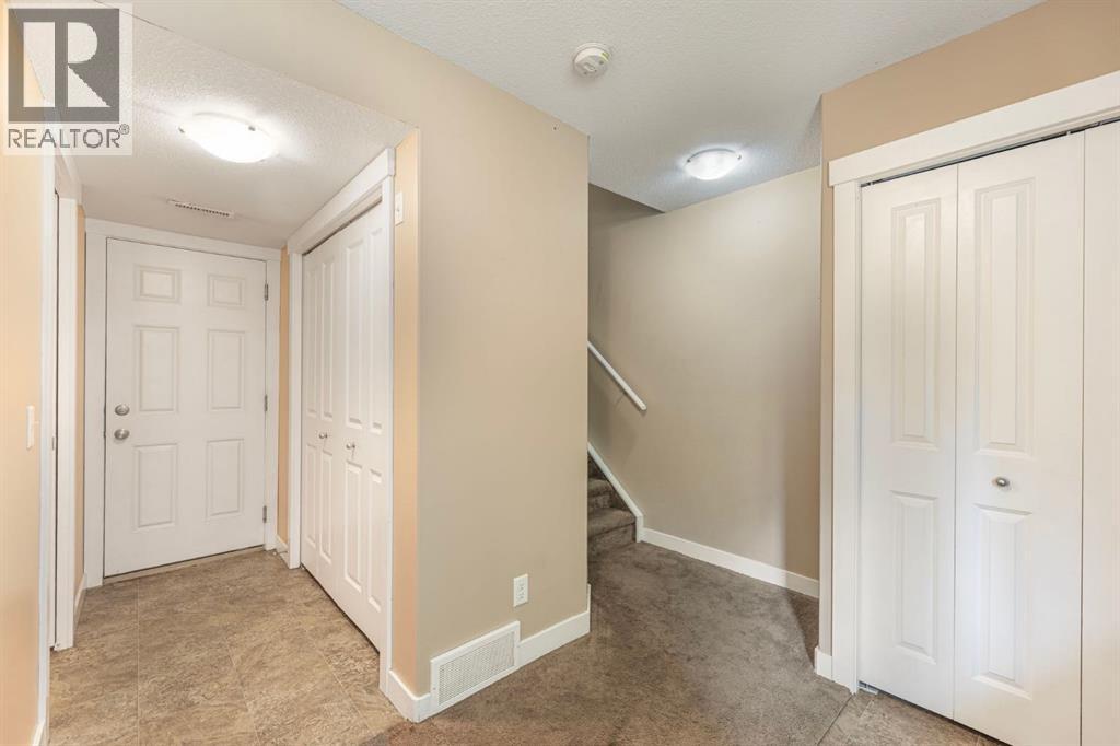 22 Skyview Ranch Gardens Ne, Calgary, Alberta  T3N 0G2 - Photo 4 - A2249475