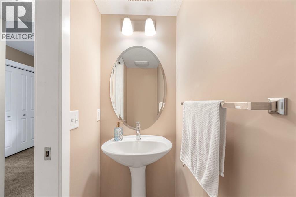 22 Skyview Ranch Gardens Ne, Calgary, Alberta  T3N 0G2 - Photo 6 - A2249475