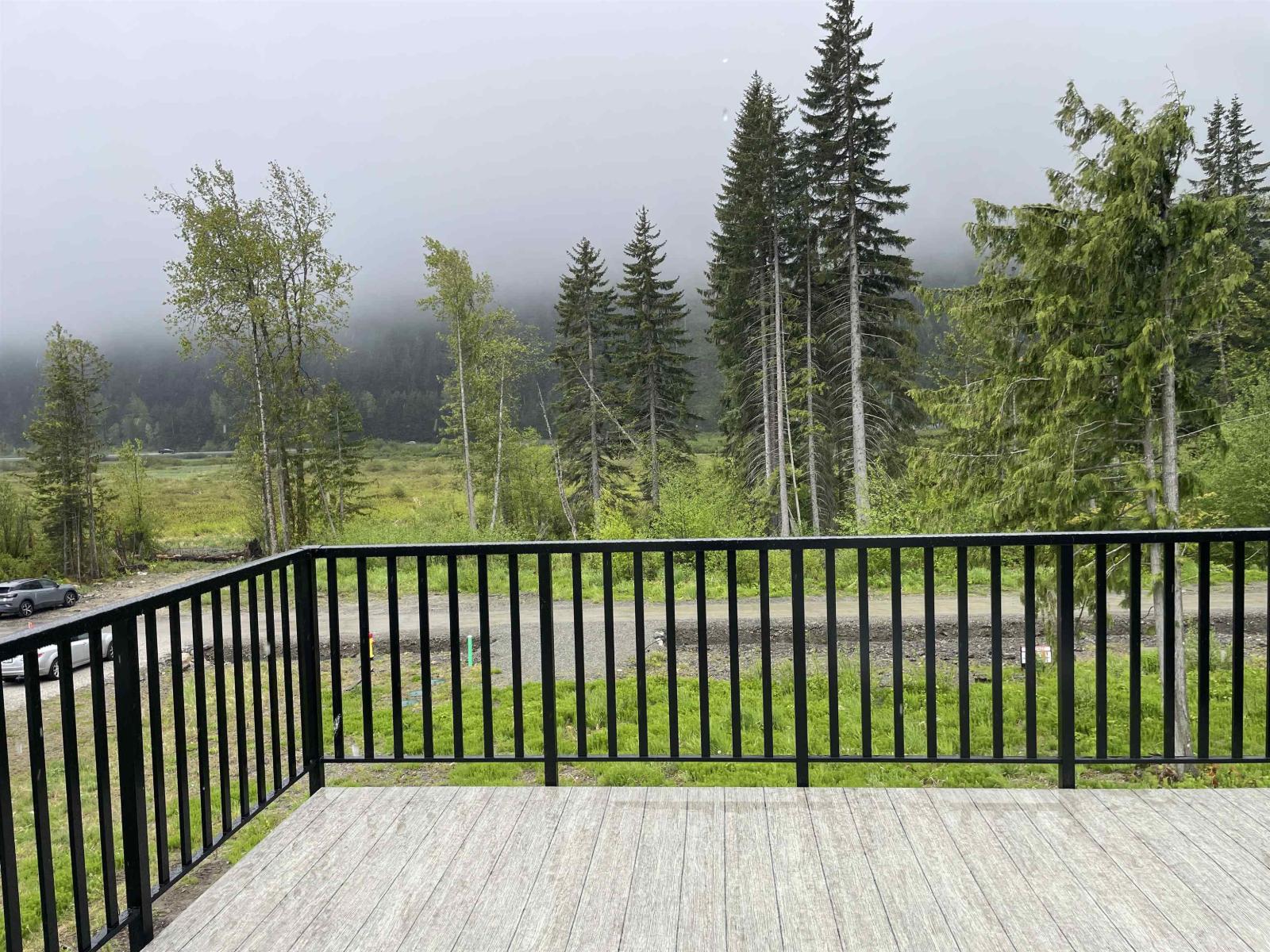 71423 Grove Boulevard, Sunshine Valley, Sunshine Valley, British Columbia  V0X 1L5 - Photo 13 - R3051276